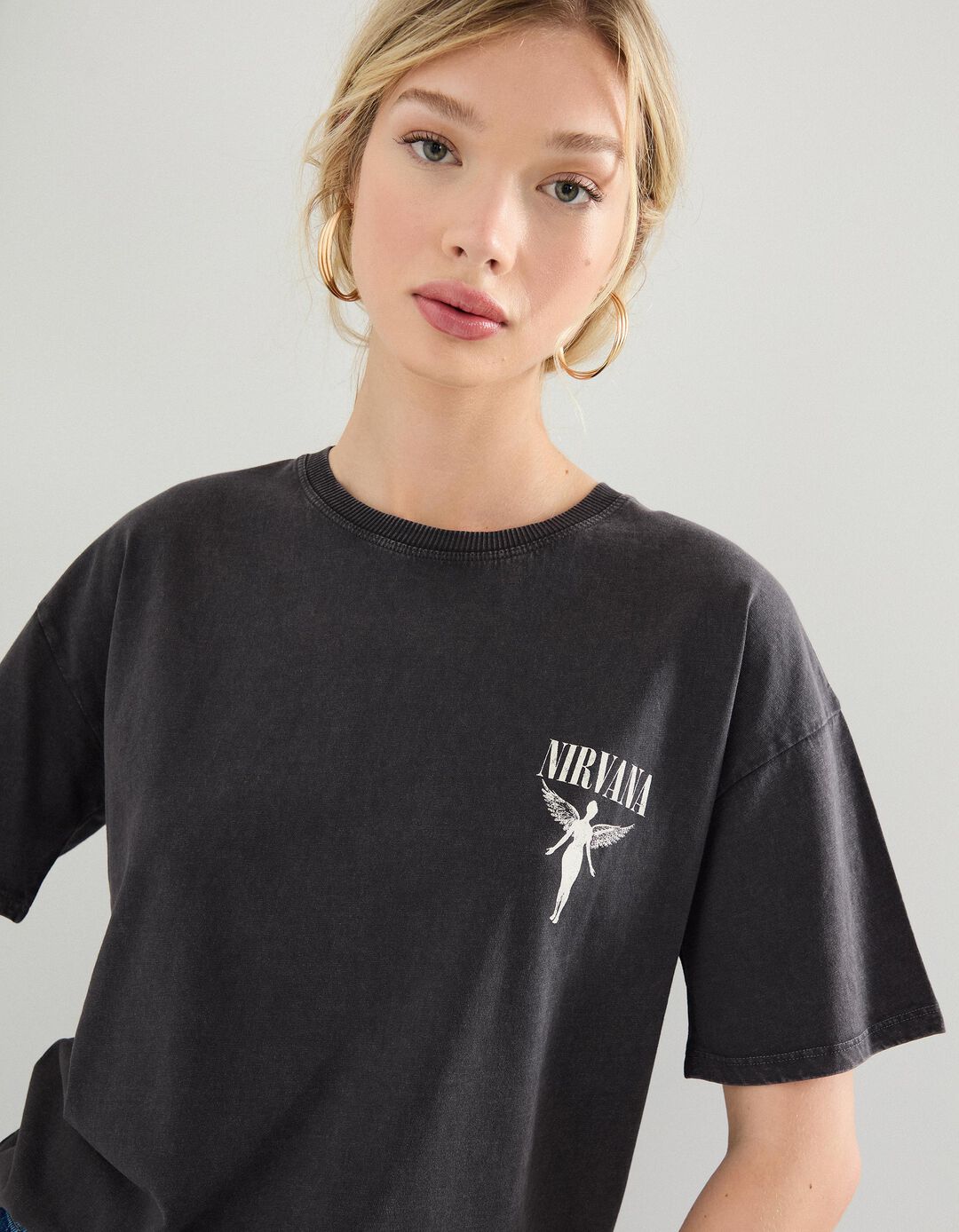T-shirt 'Nirvana', Mulher, Cinzento Escuro