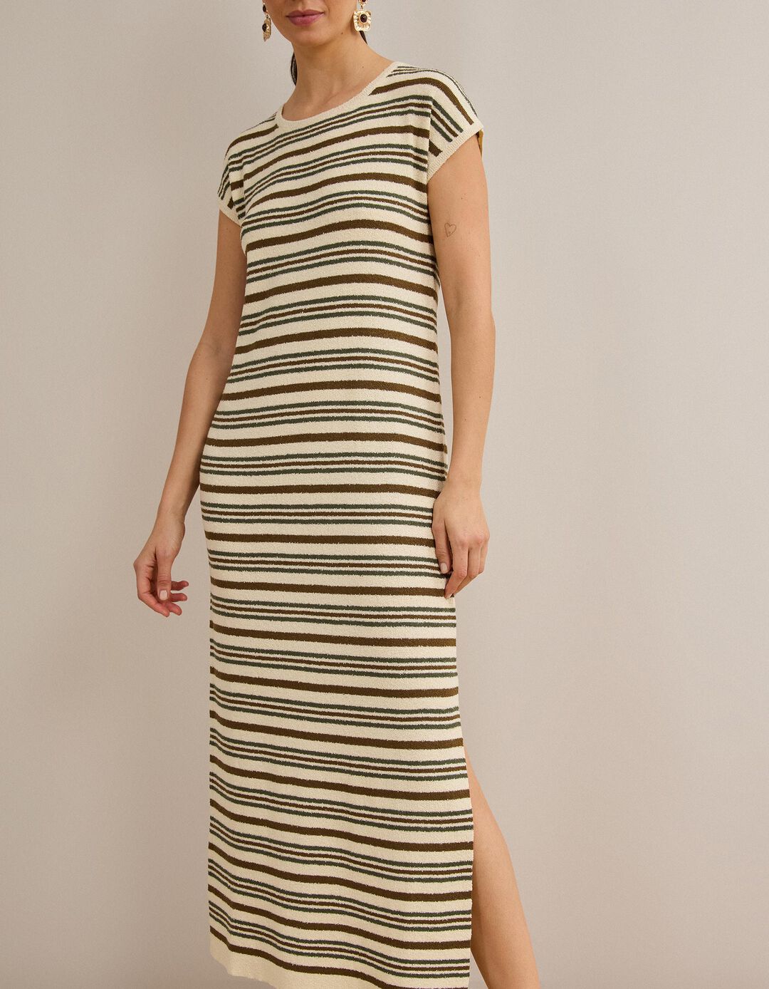 Vestido R&uacute;stico, Mulher, Castanho