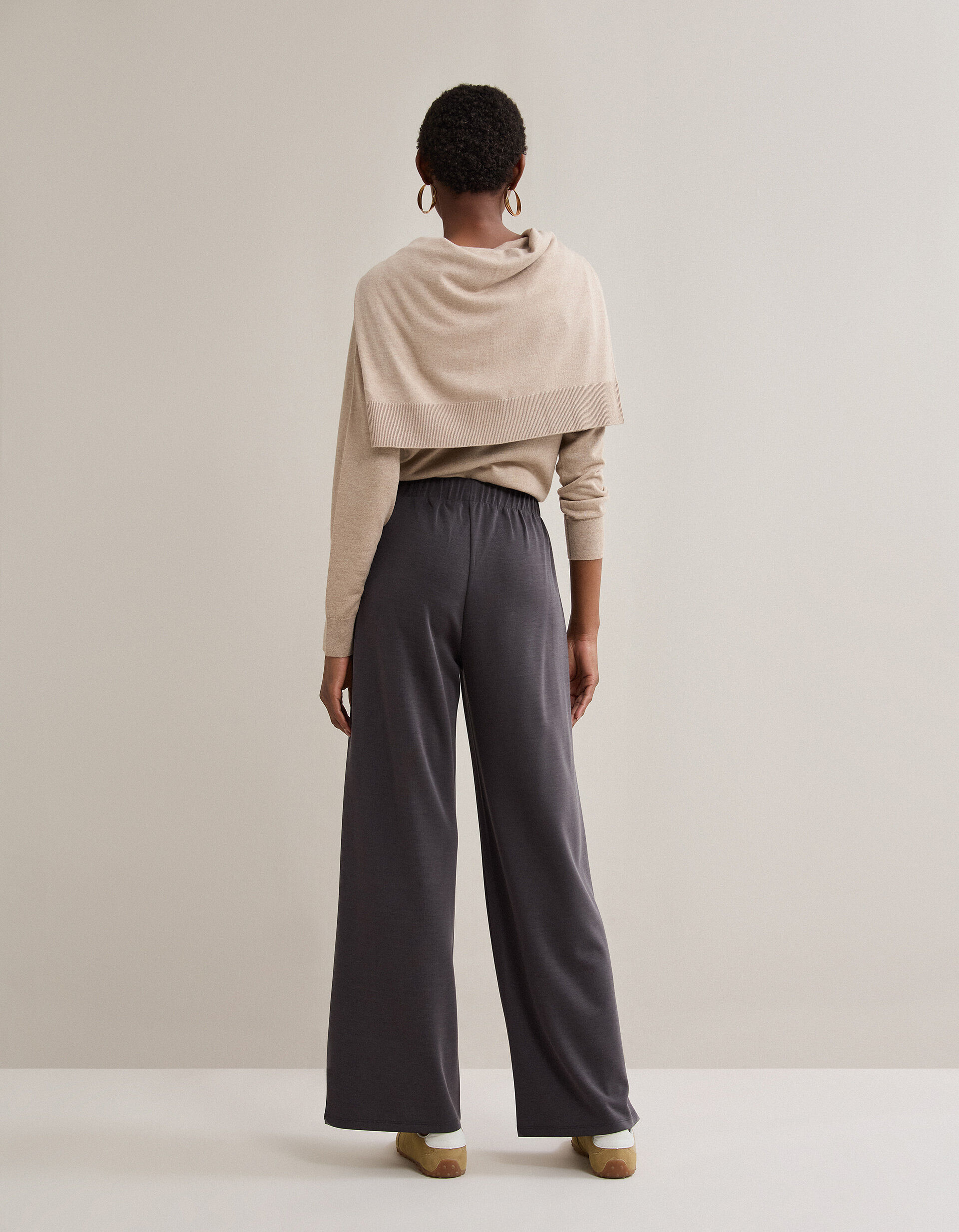 Comprar Online Cal&ccedil;as, Mulher, Cinzento