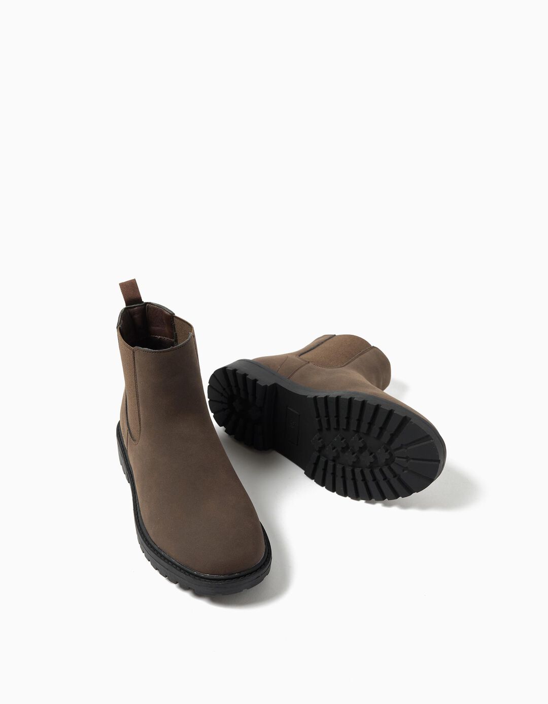Botas, Menino, Castanho