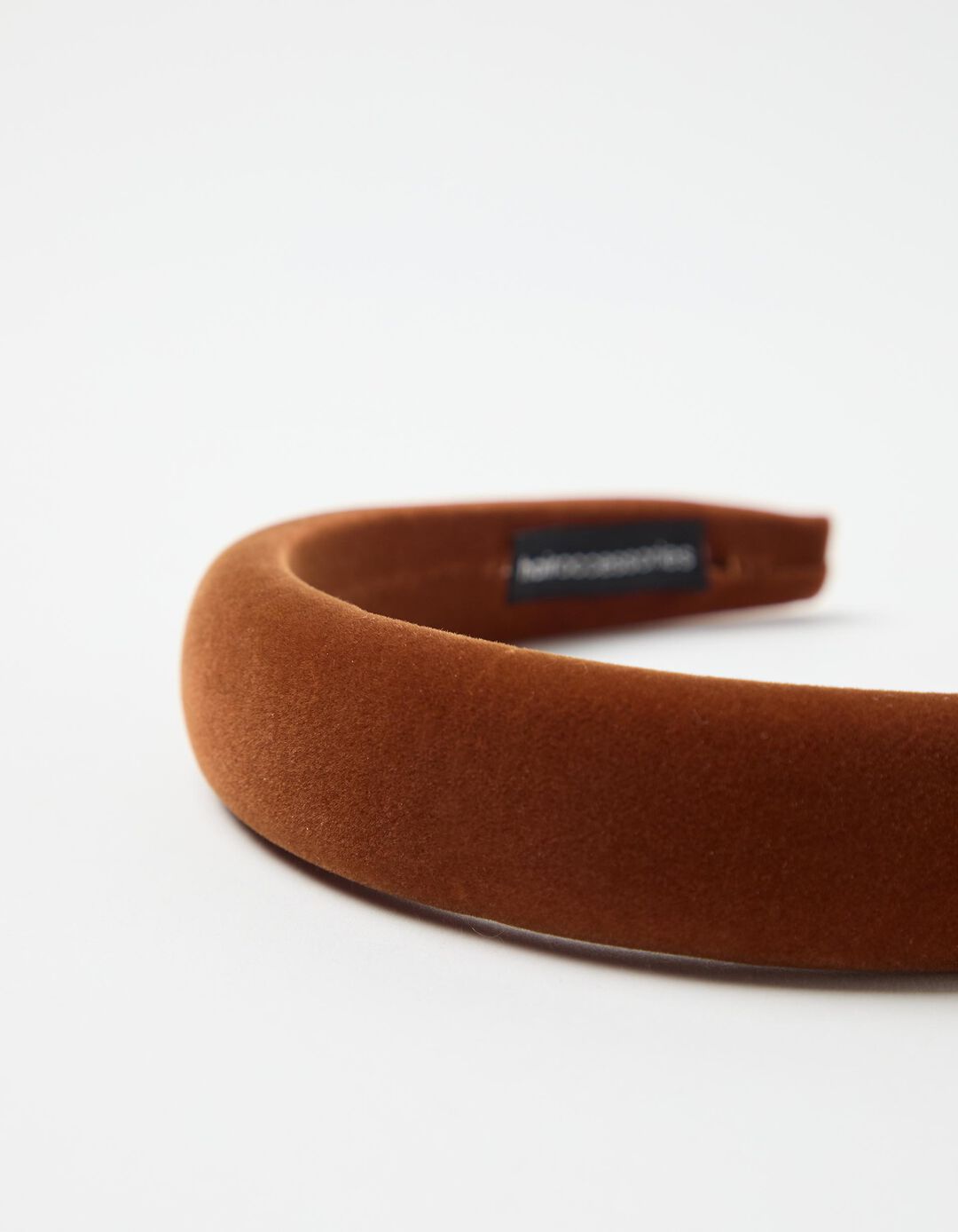 Bandolete, Mulher, Castanho