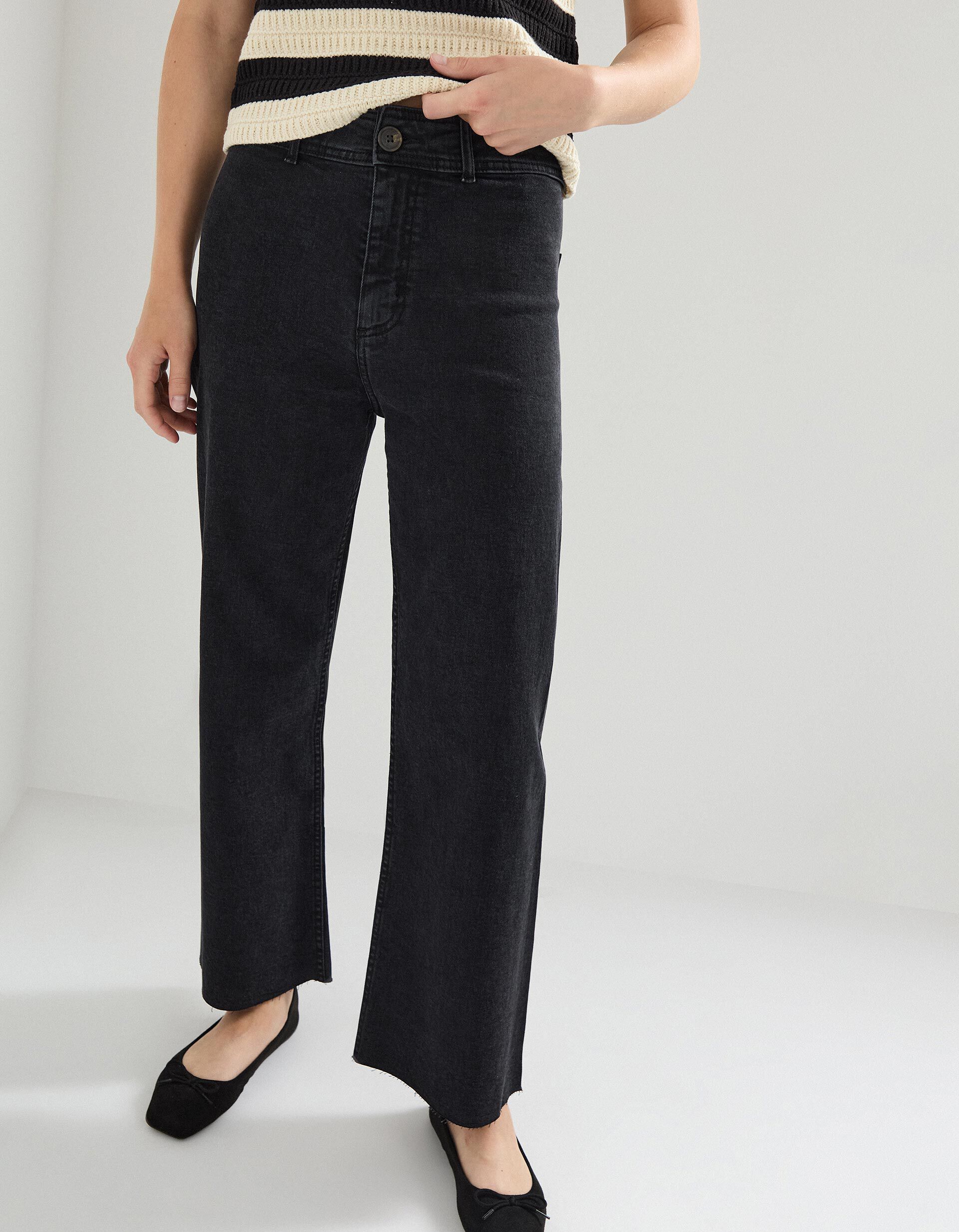 Comprar Online Cal&ccedil;as Marine, Mulher, Preto