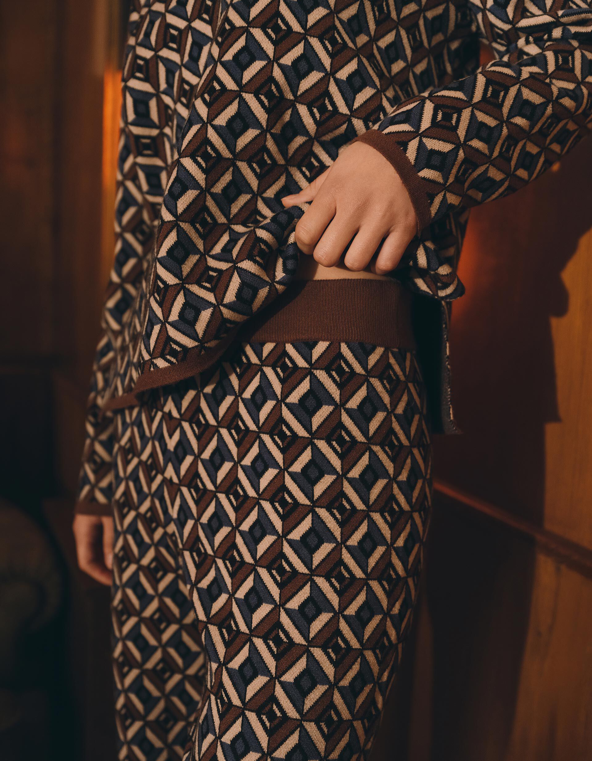 Comprar Online Cal&ccedil;as de Malha, Mulher, Castanho