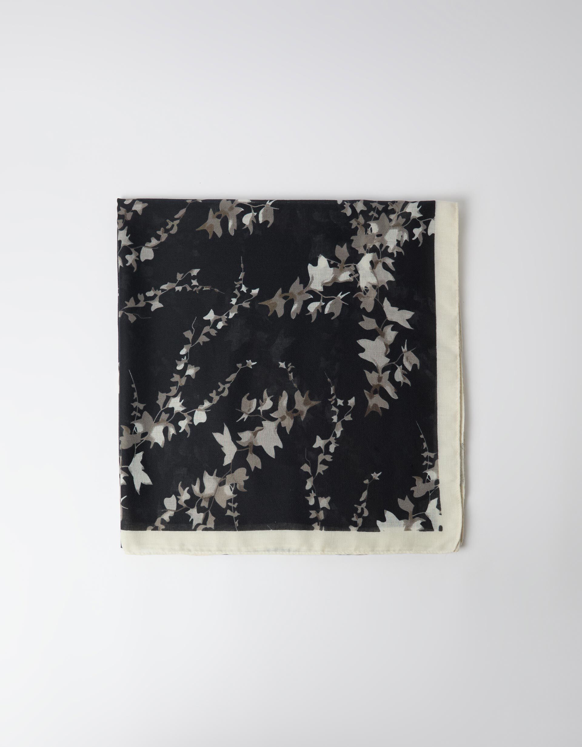 Comprar Online Len&ccedil;o Estampado Floral, Mulher, Preto