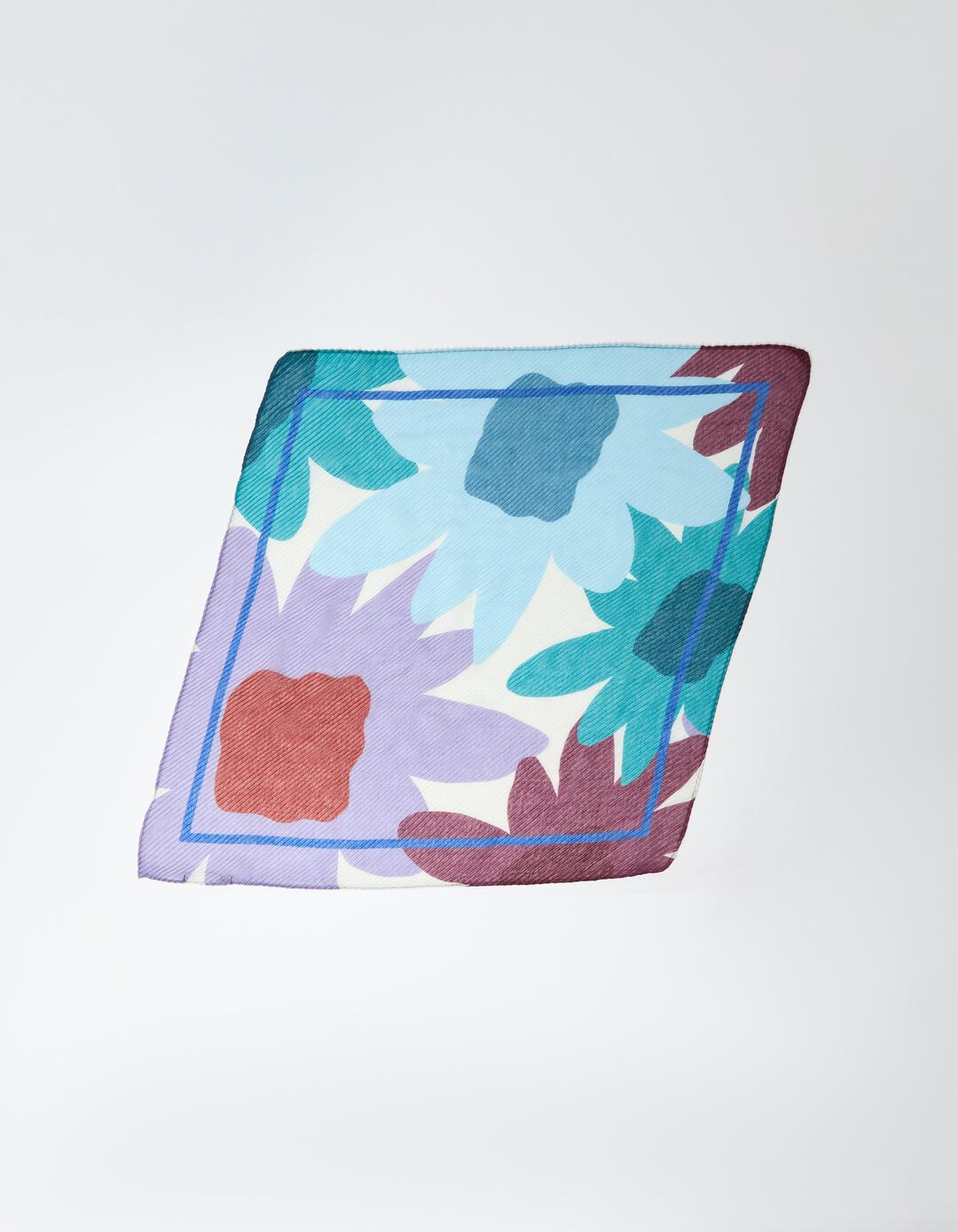 Len&ccedil;o Plissado Estampado Floral, Mulher, Azul