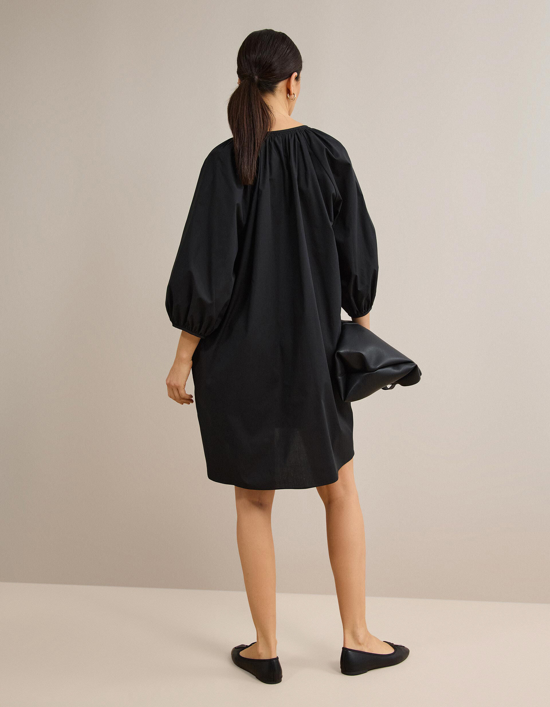 Comprar Online Vestido Curto, Mulher, Preto