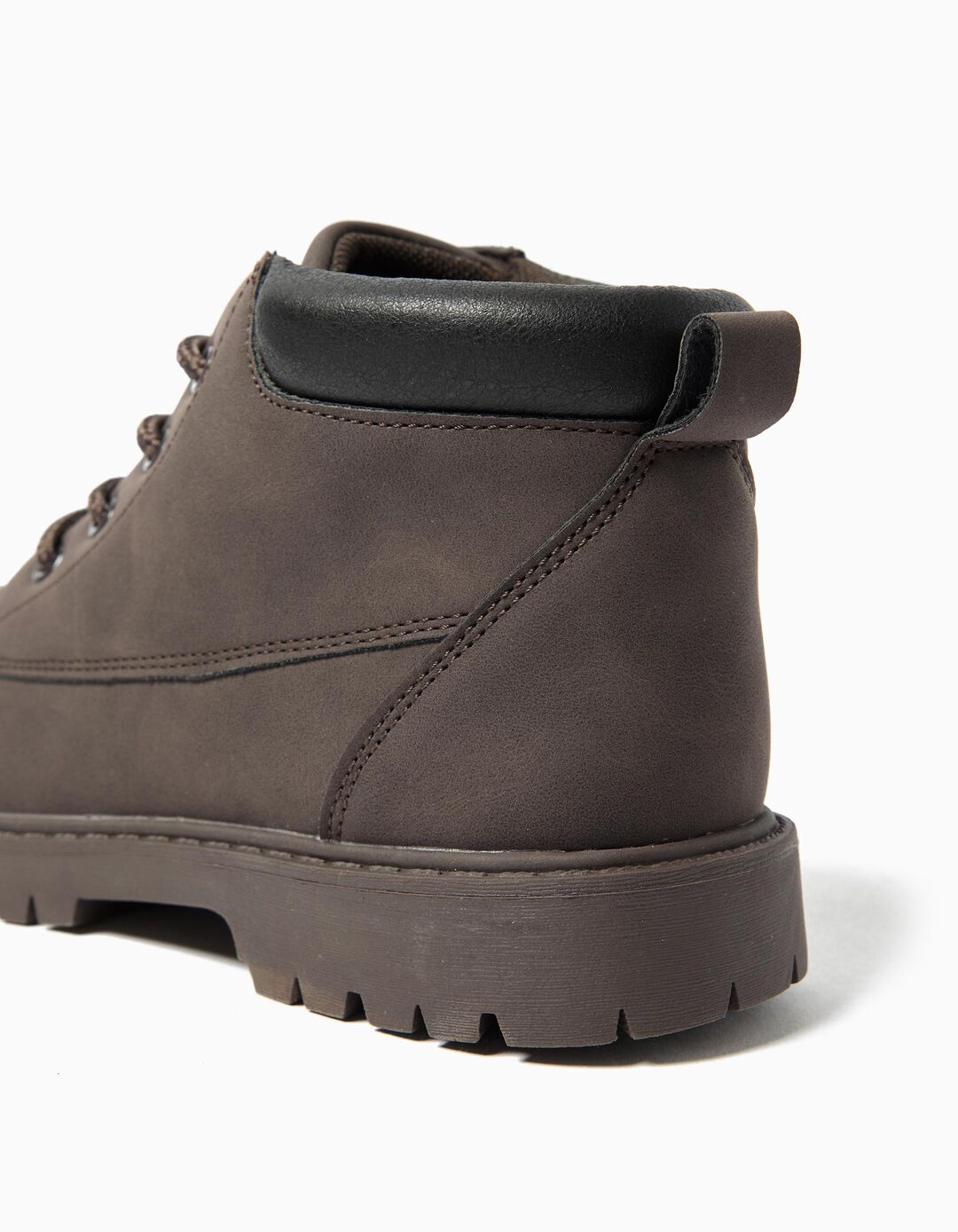 Botas, Menino, Castanho