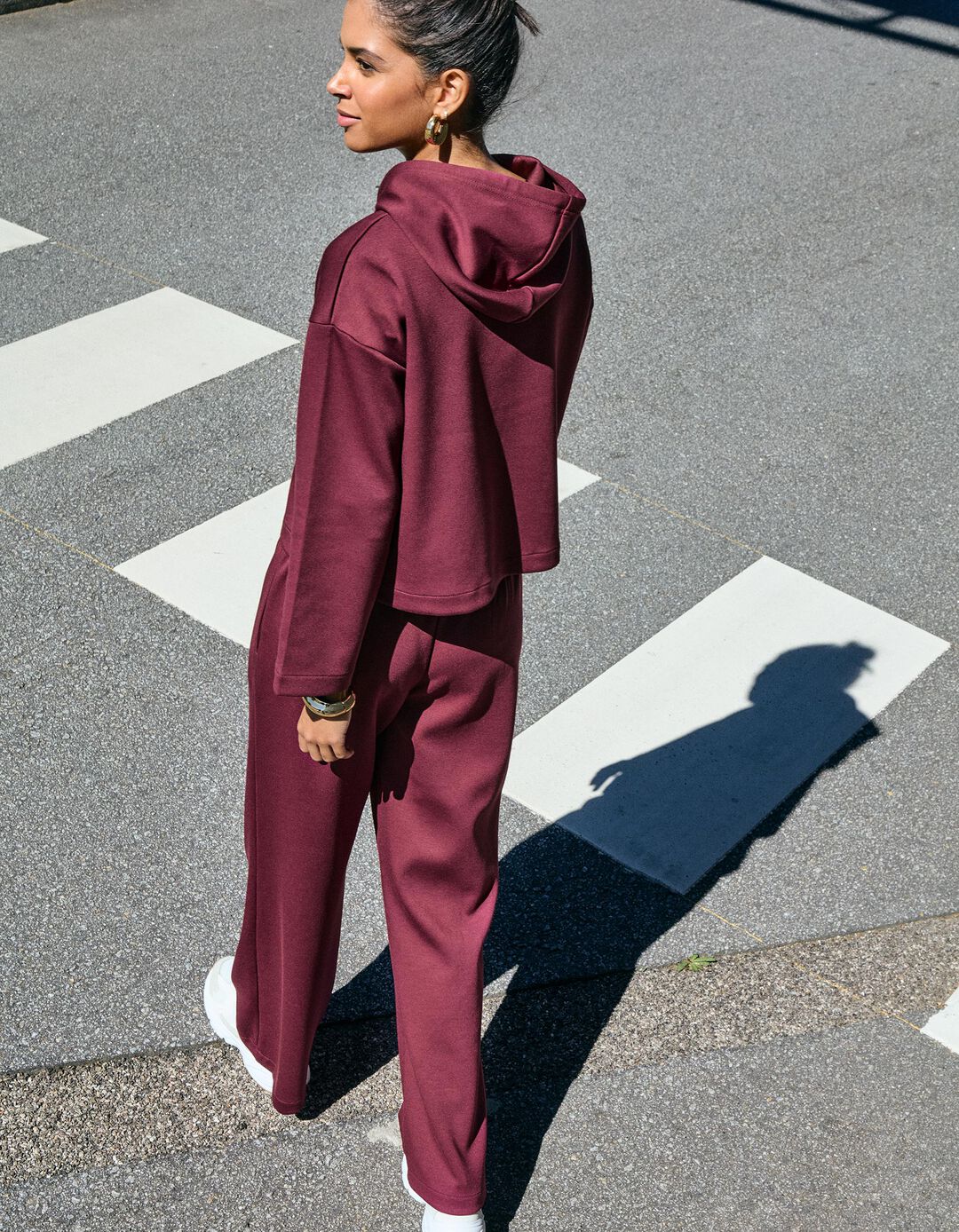 Calças 'Loose Fit', Mulher, Vermelho Escuro