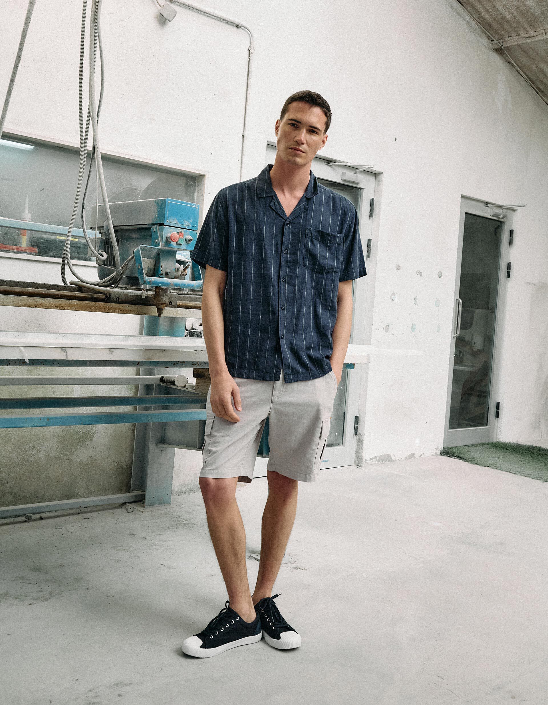 Comprar Online Cal&ccedil;&otilde;es, Homem, Cinzento Claro