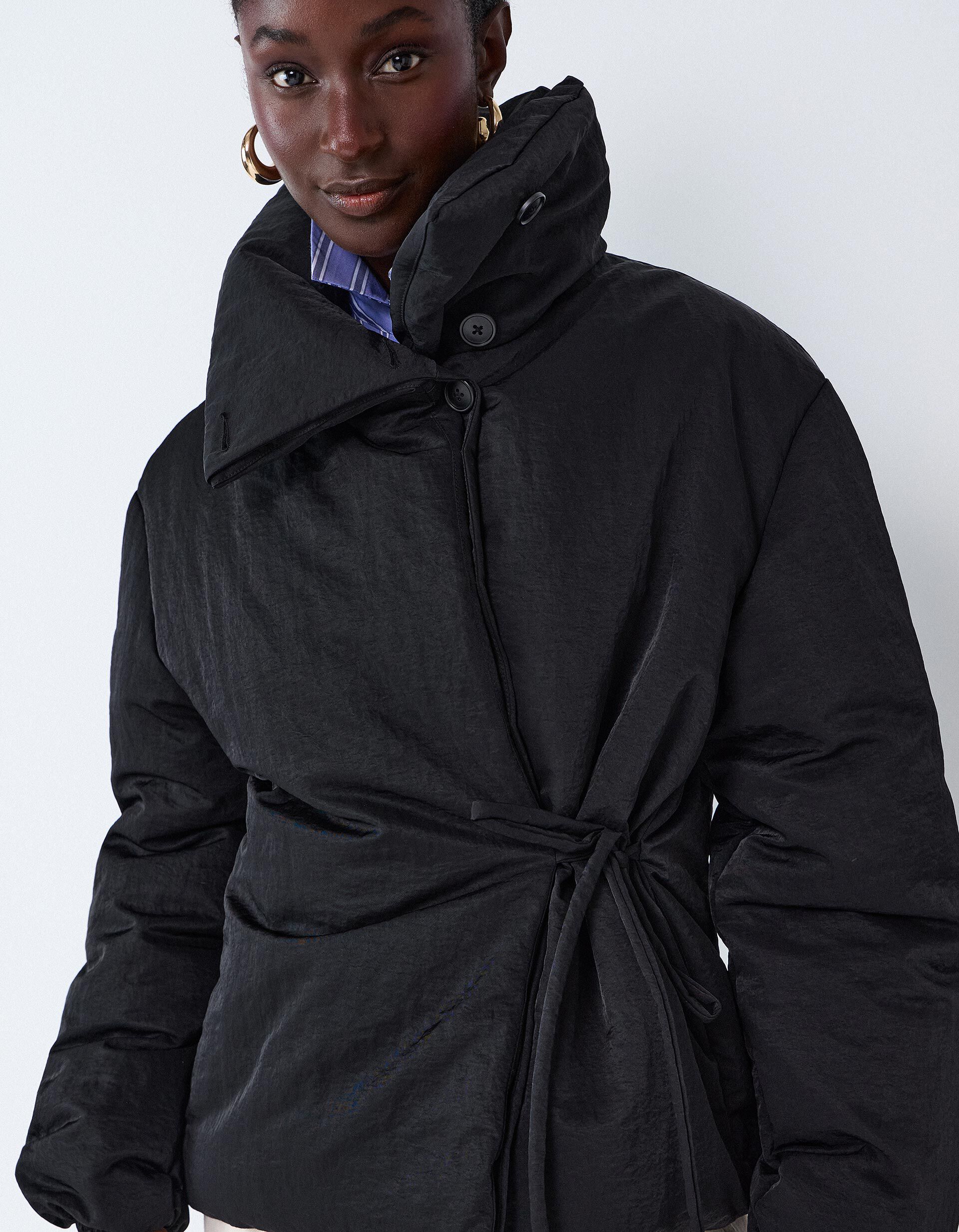 Comprar Online Anoraque Curto, Mulher, Preto