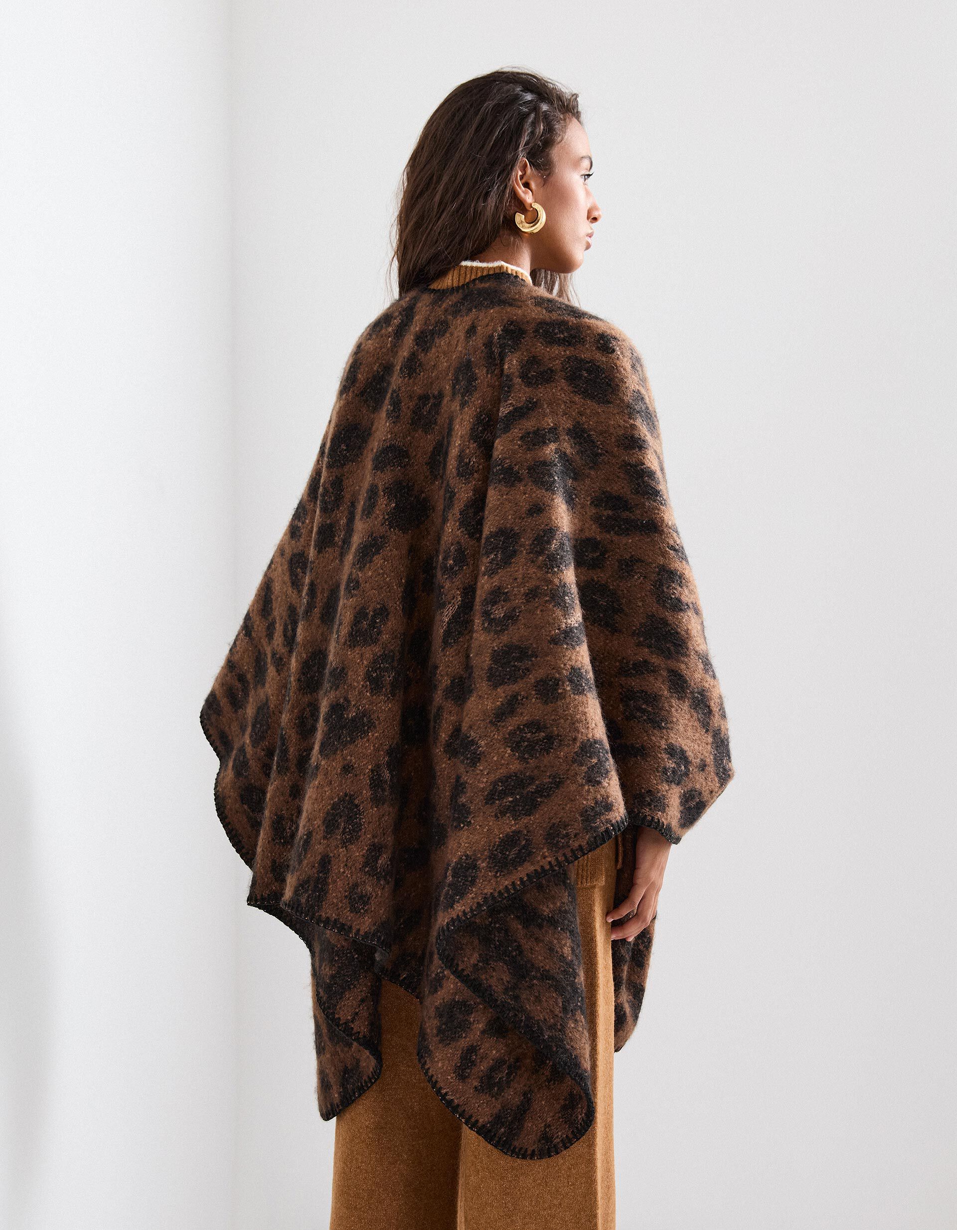 Comprar Online Poncho Animal Print, Mulher, Preto
