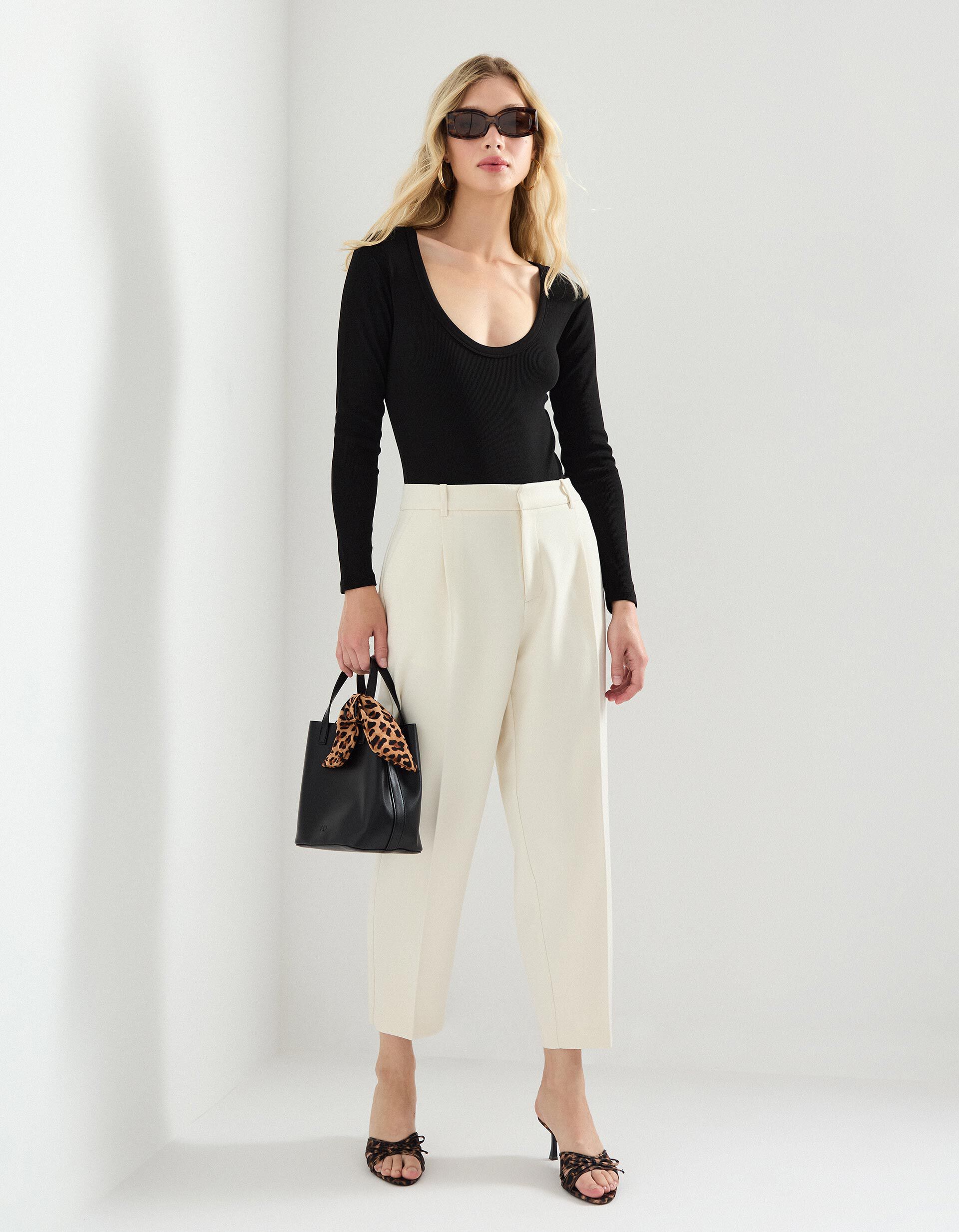 Cal&ccedil;as, Mulher, Bege Claro