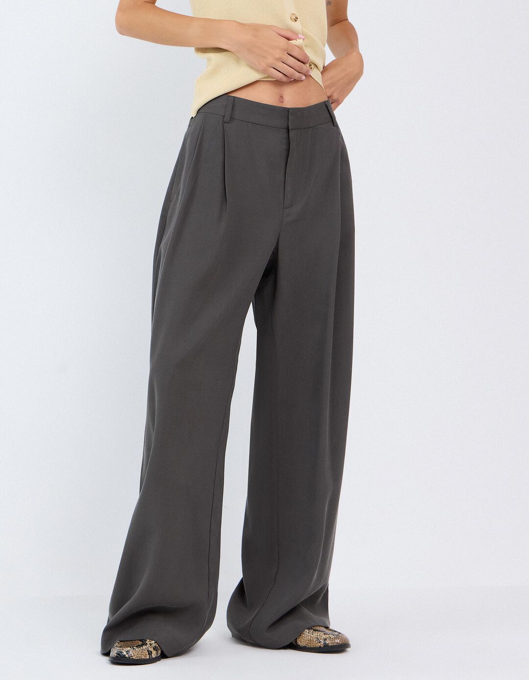 Cal&ccedil;as Elegantes Com Prega, Mulher, Cinzento Escuro