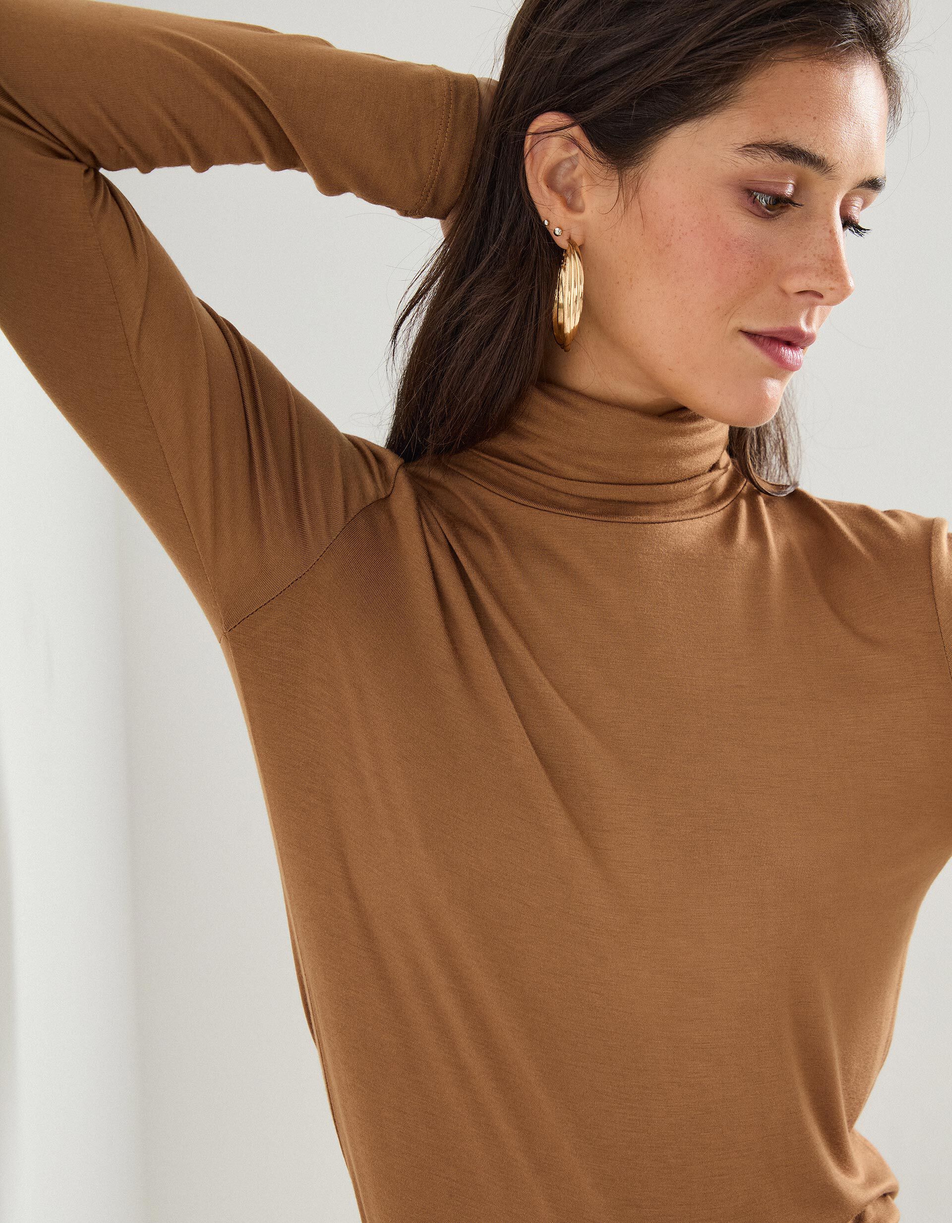 Comprar Online Camisola com Gola Alta, Mulher, Bege Escuro 