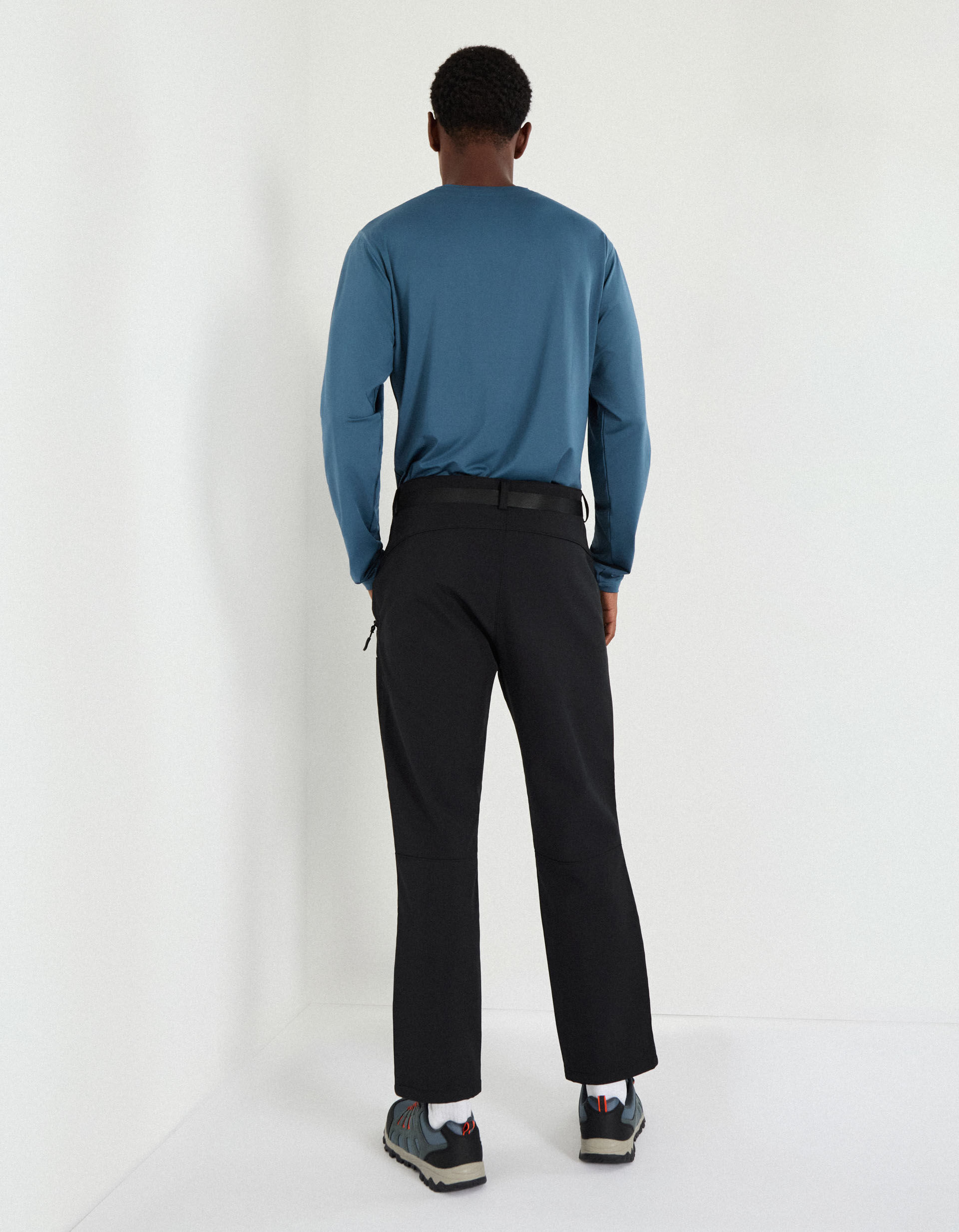 Comprar Online Cal&ccedil;as de Desporto, Homem, Preto 