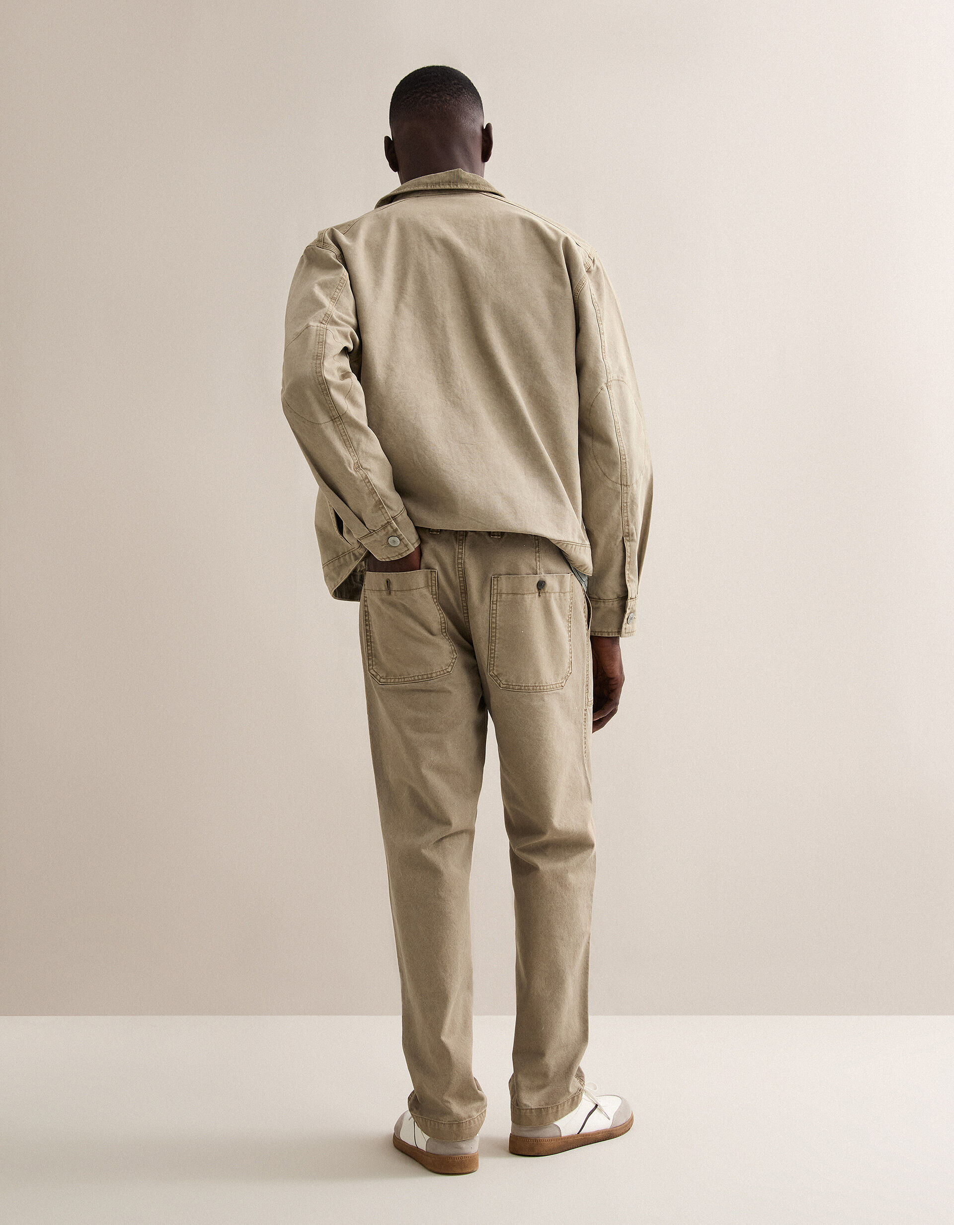 Comprar Online Cal&ccedil;as Canvas, Homem, Bege