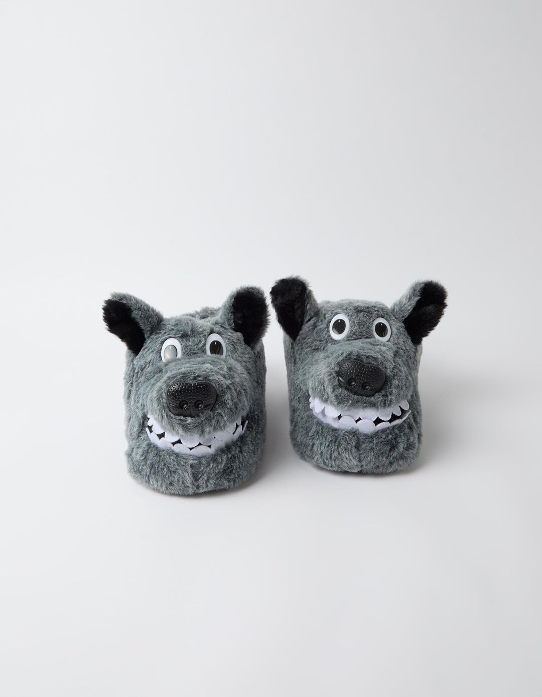 Pantufas, Homem, Cinzento