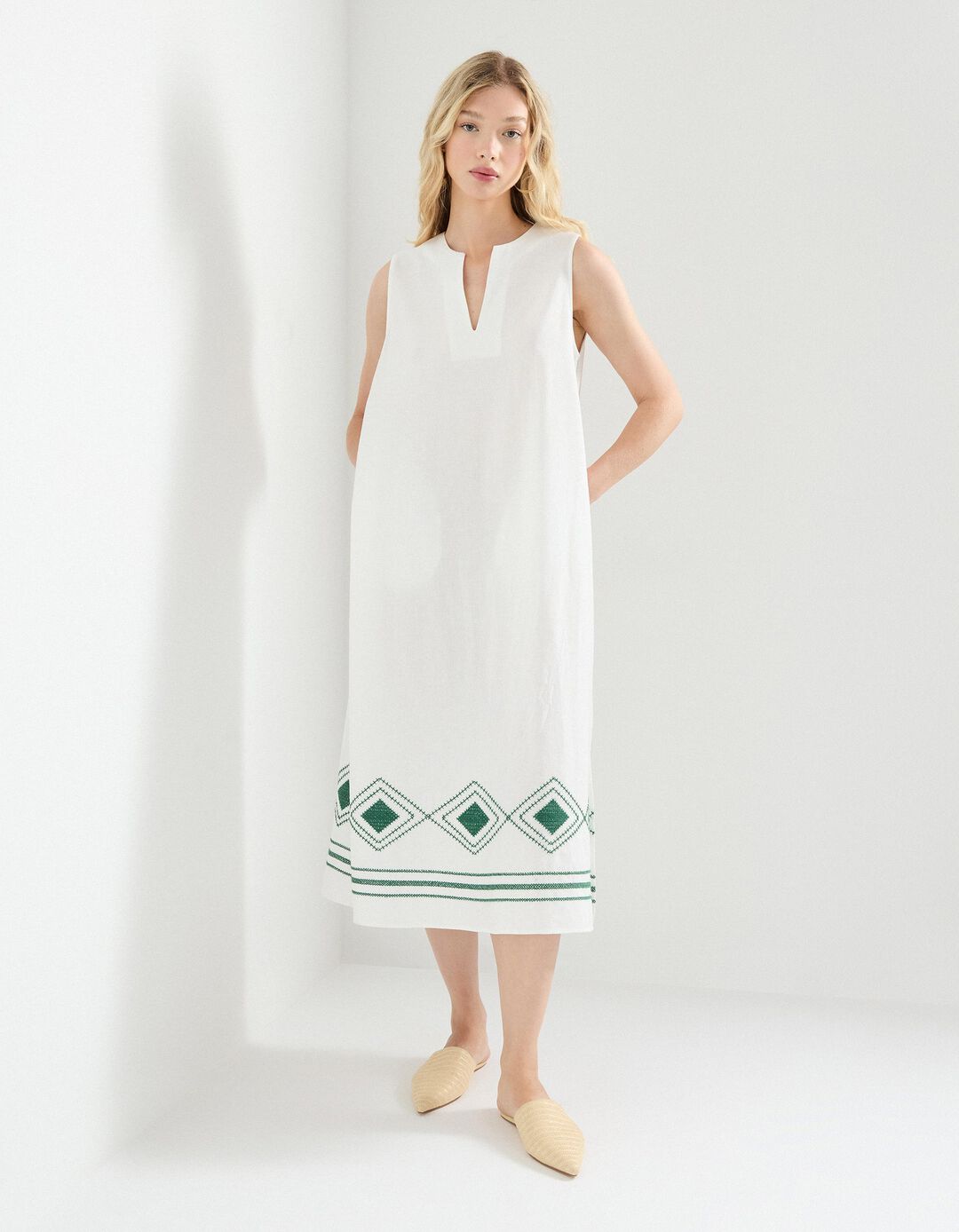 Vestido com Linho, Mulher, Bege Claro 