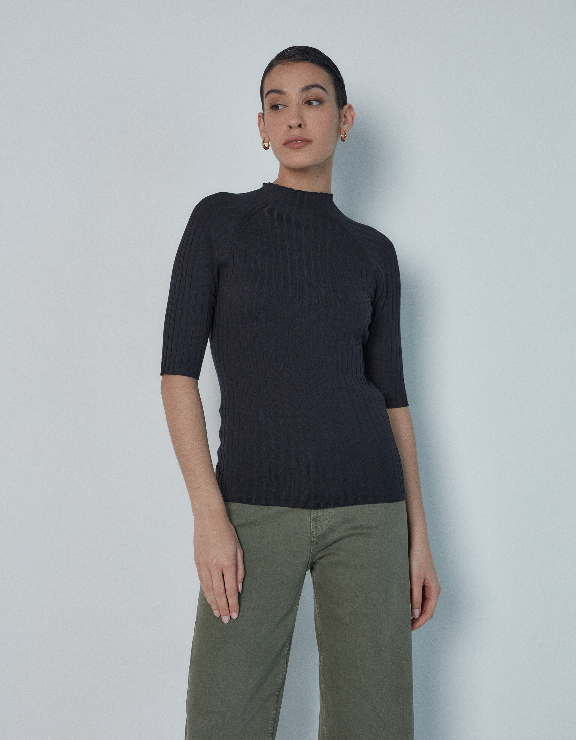 Women's short hotsell sleeve black jumper
