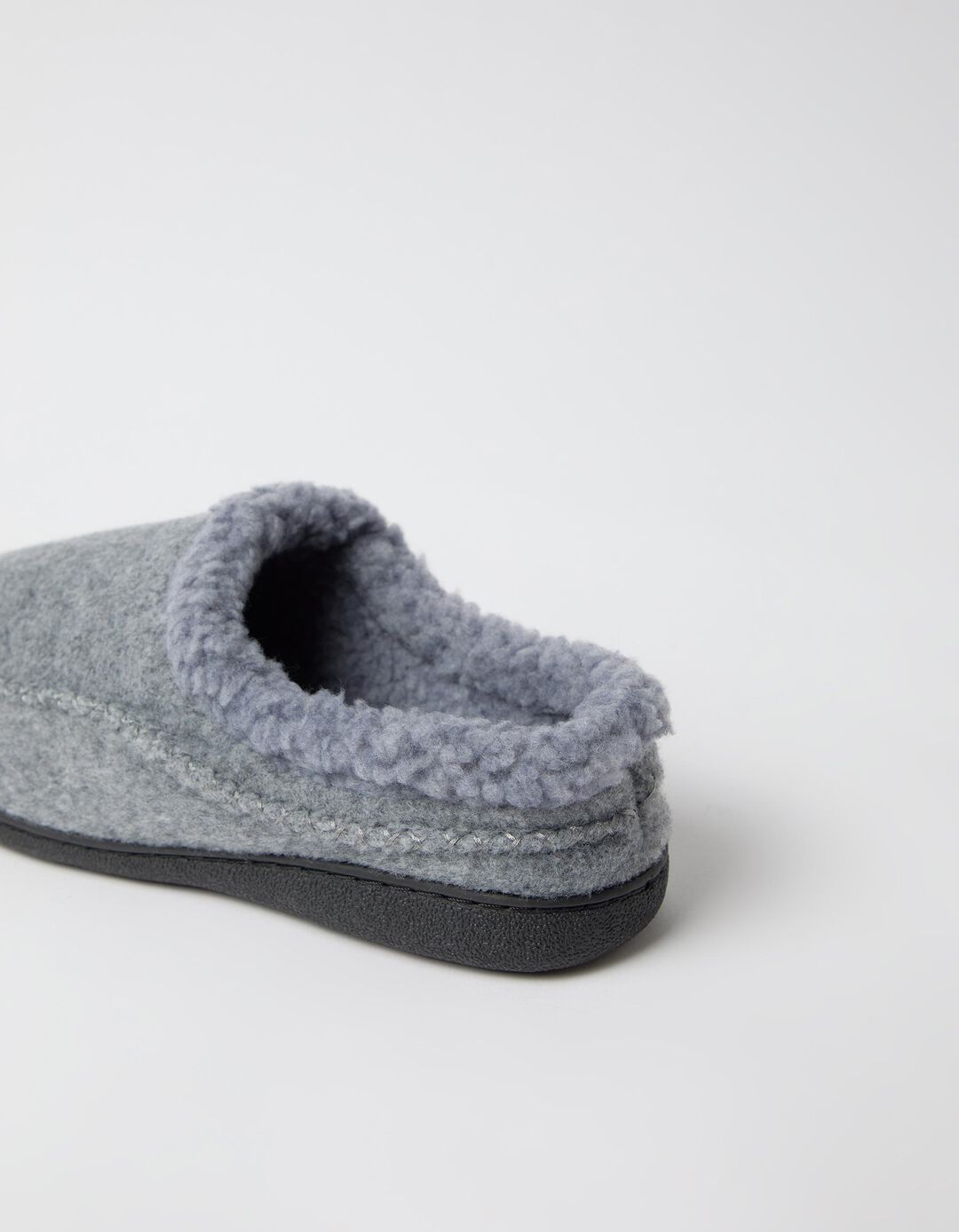 Pantufas, Homem, Cinzento