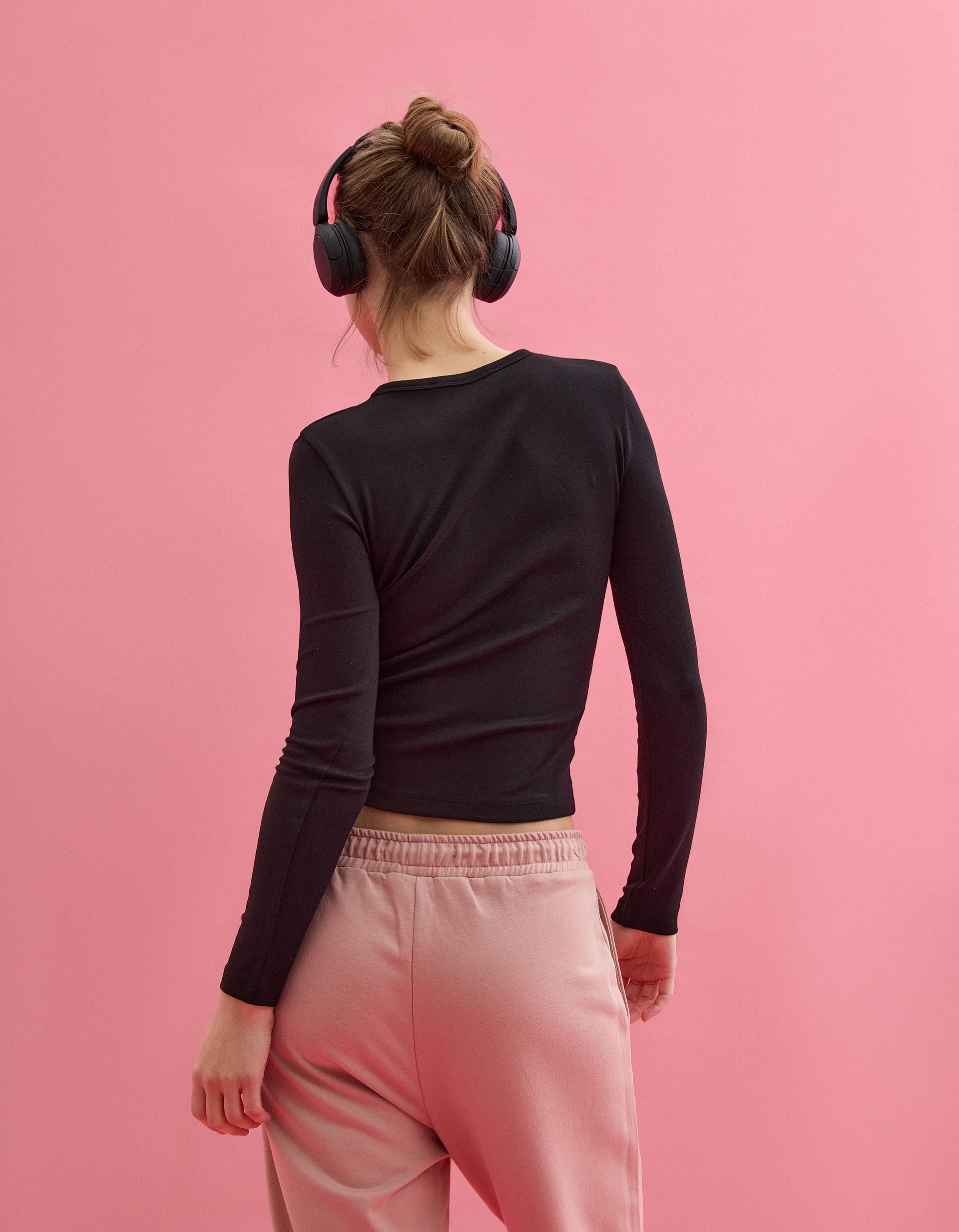 Comprar Online T-shirt Manga Comprida, Mulher, Preto