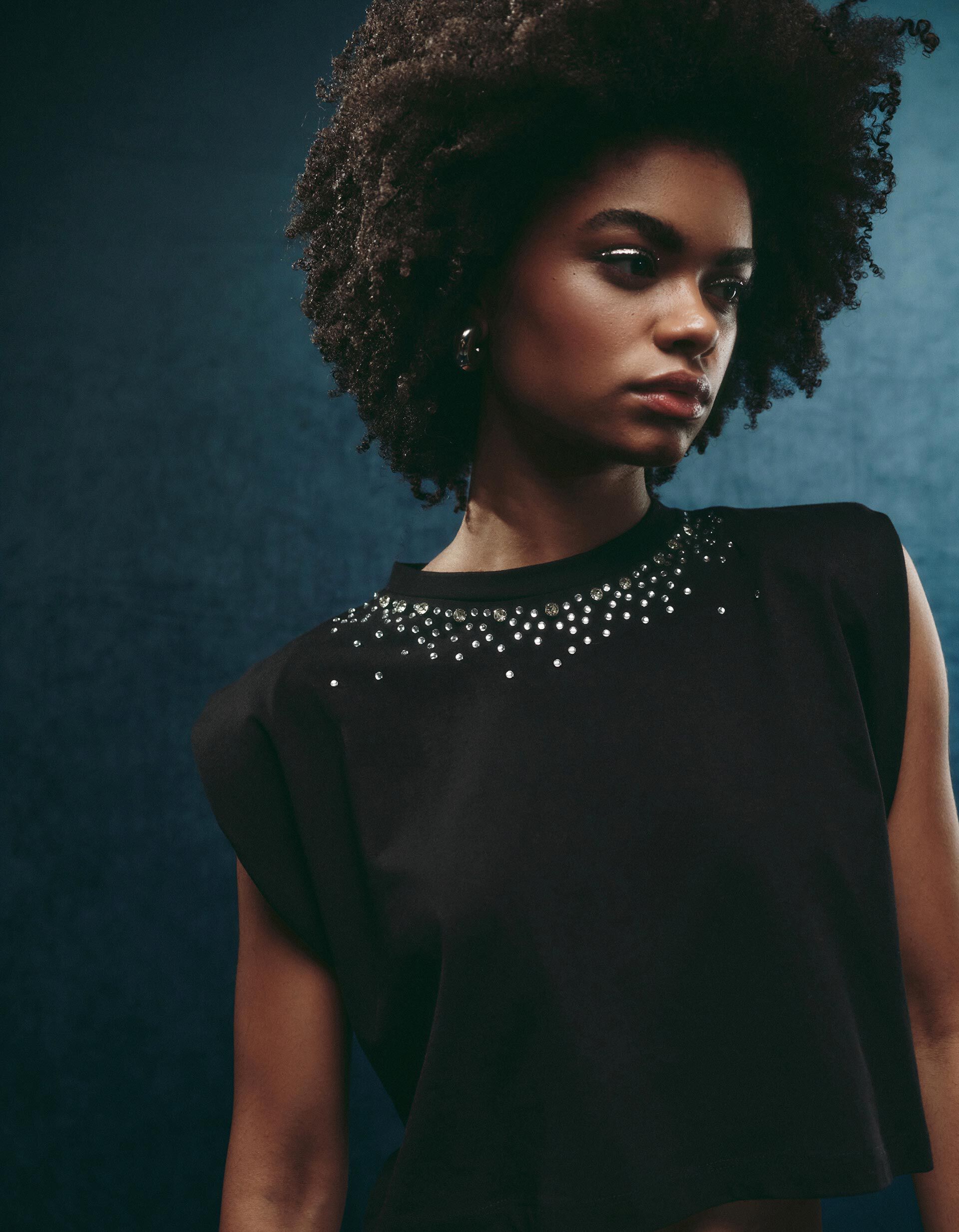 Comprar Online T-shirt sem Mangas, Mulher, Preto