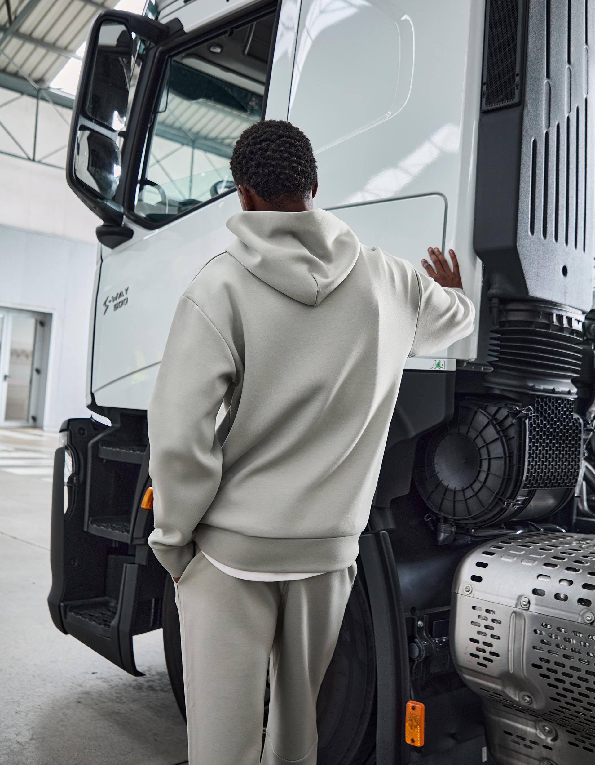 Comprar Online Sweatshirt de Felpa Capuz, Homem, Cinzento Claro