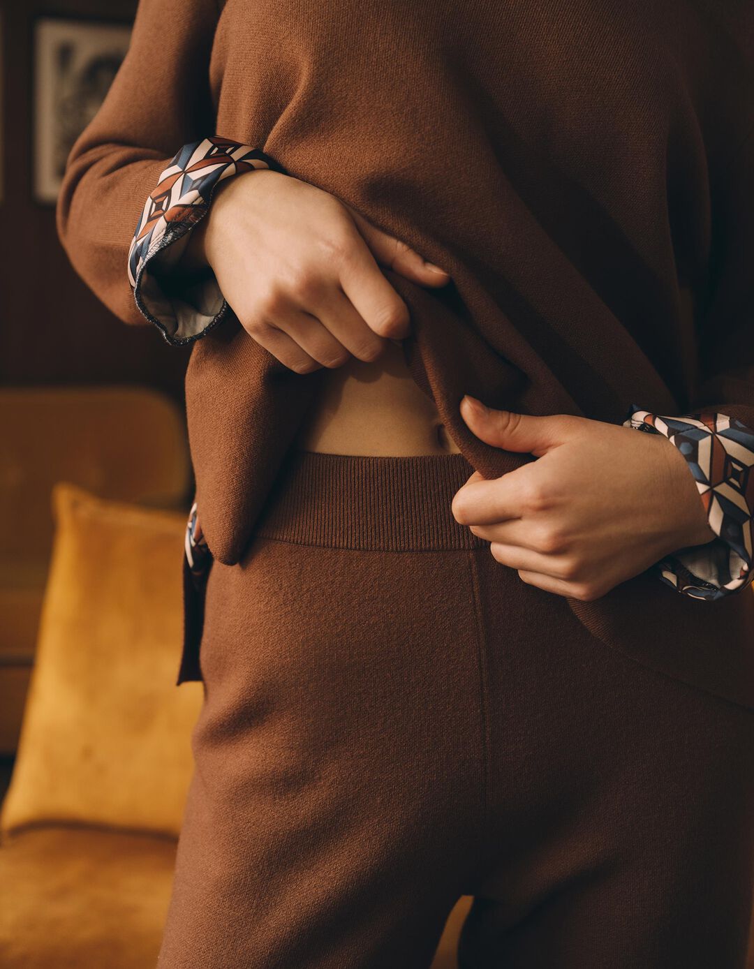 Cal&ccedil;as de Malha, Mulher, Castanho Escuro