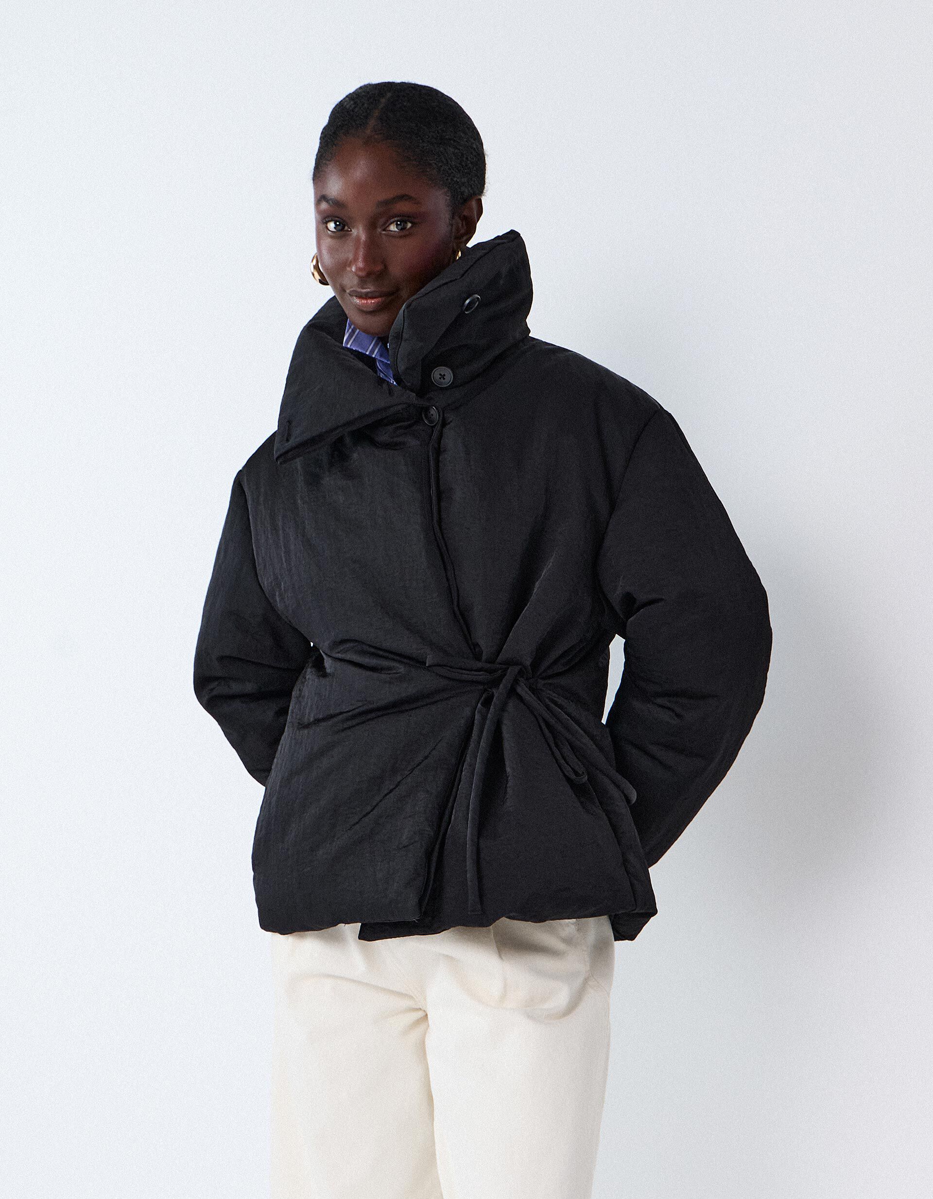 Comprar Online Anoraque Curto, Mulher, Preto