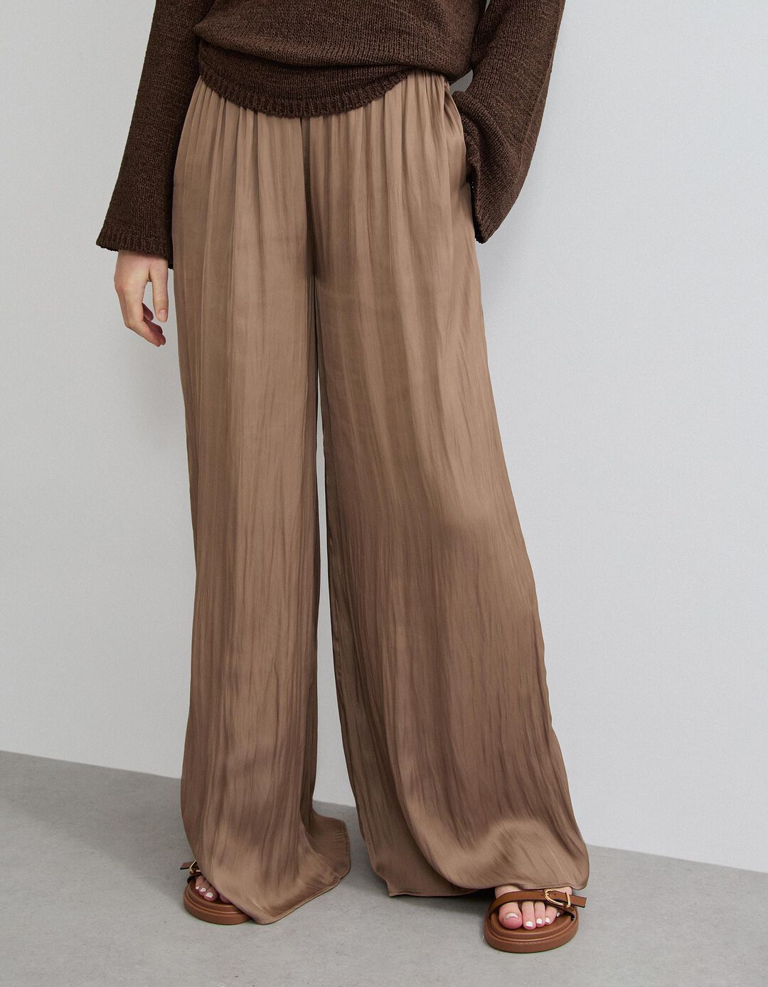 Cal&ccedil;as 'Wide', Mulher, Bege Escuro