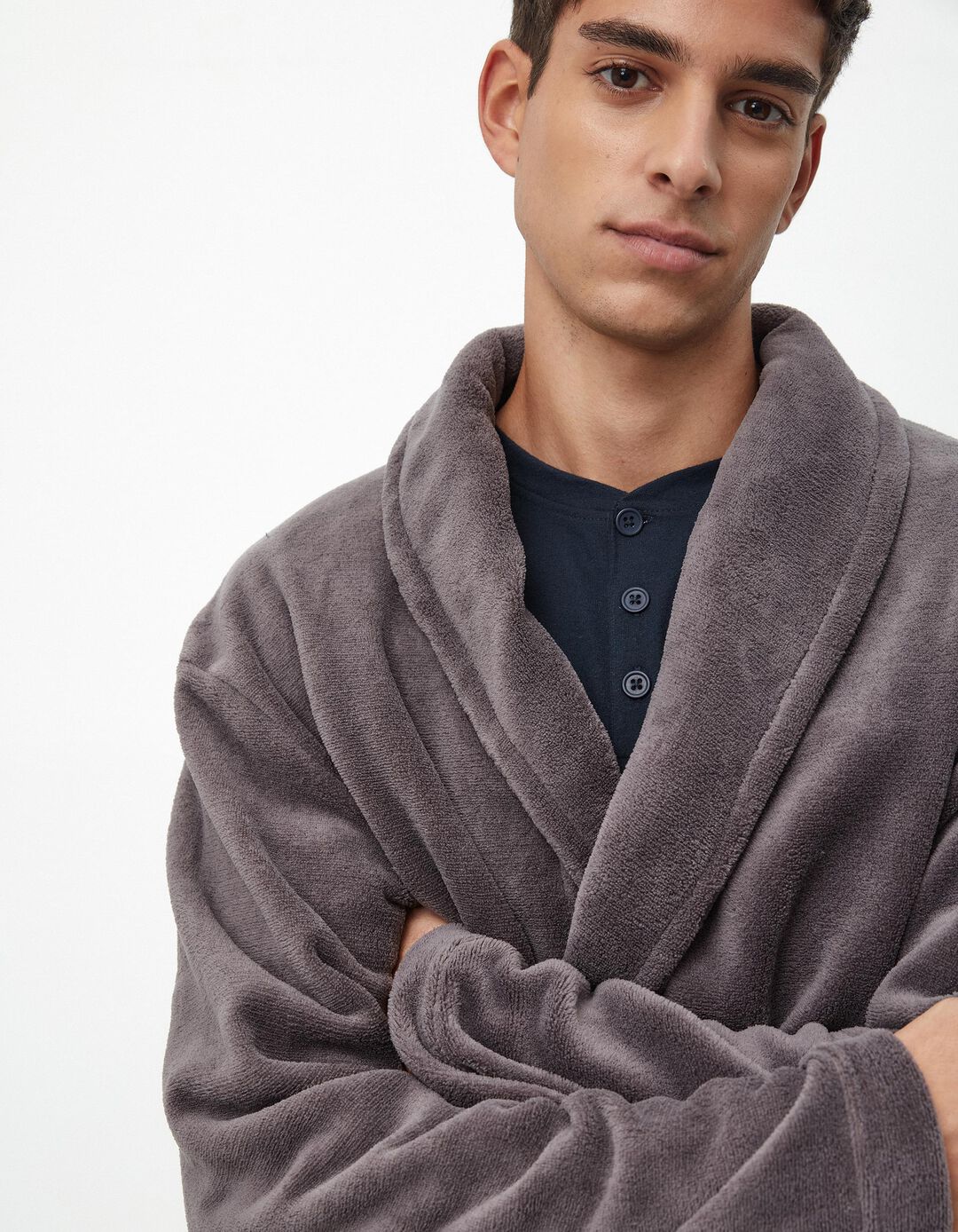Robe Coralina, Homem, Cinzento
