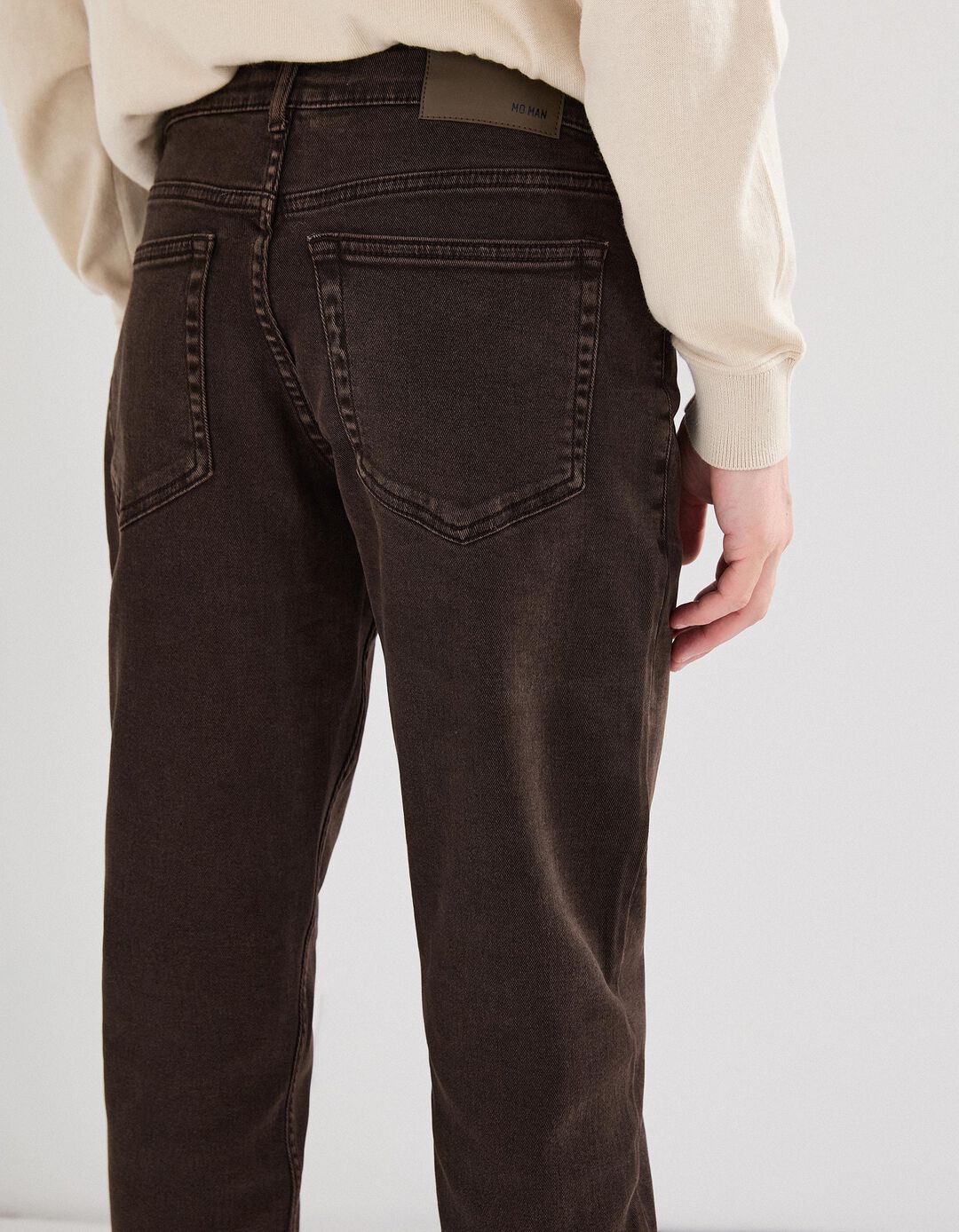 Cal&ccedil;as 'Slim Fit', Homem, Castanho