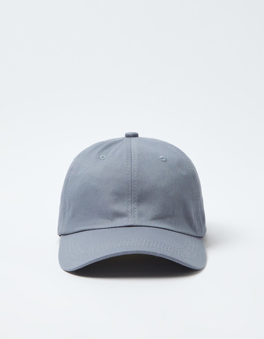 Bon&eacute;, Homem, Cinzento