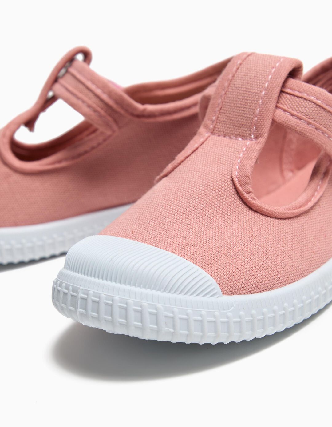 Sand&aacute;lias Fechadas, Menina, Rosa Claro