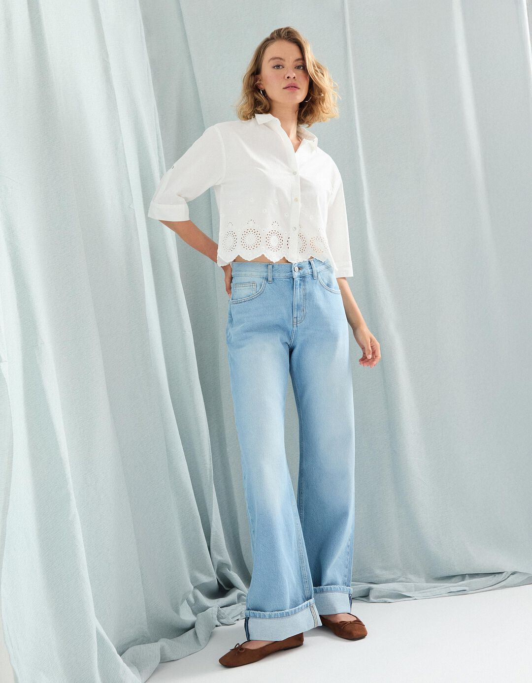 Calças de Ganga Dobradas 'Straight Fit', Mulher, Azul Claro
