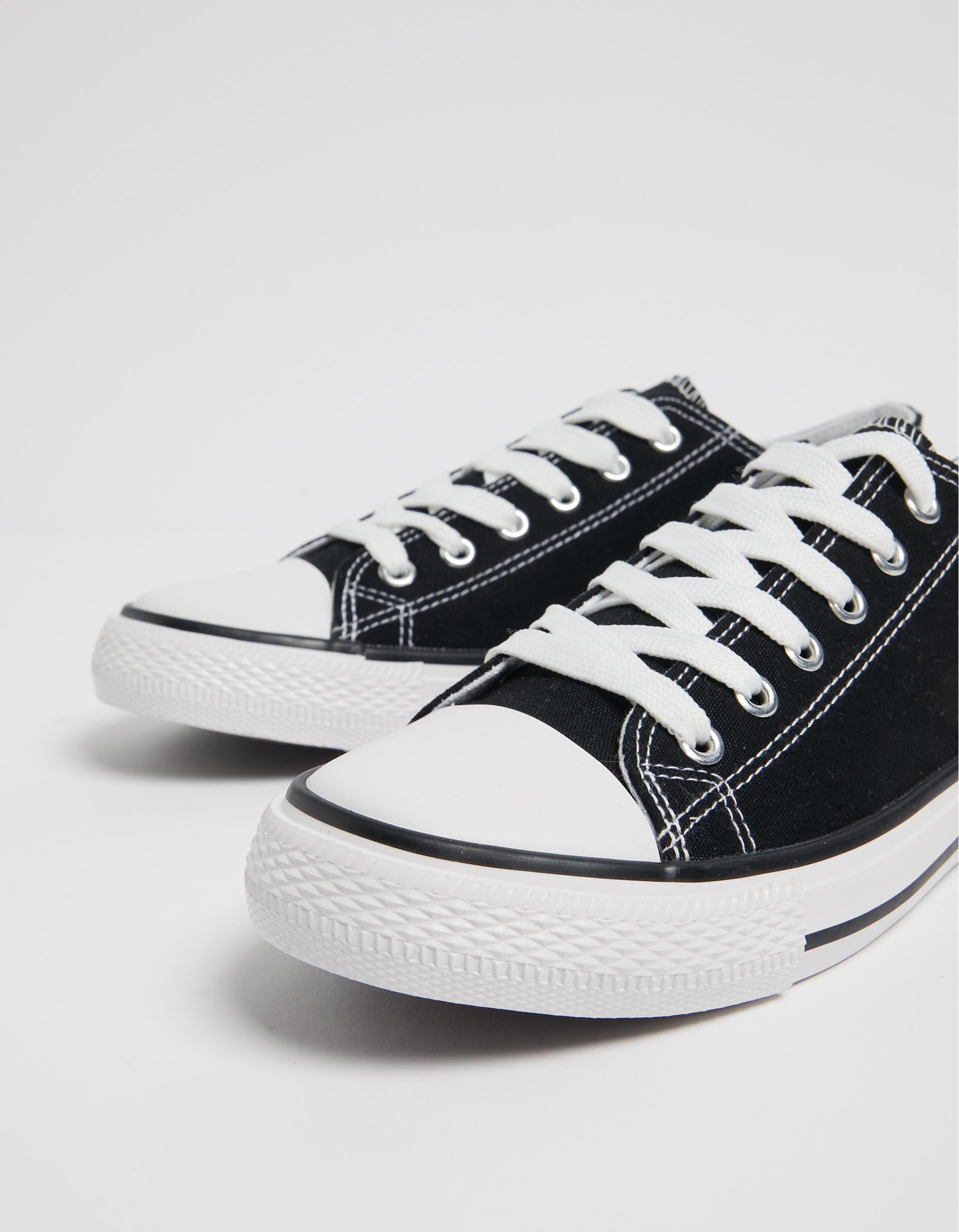 Comprar Online Sapatilhas de Lona, Mulher, Preto