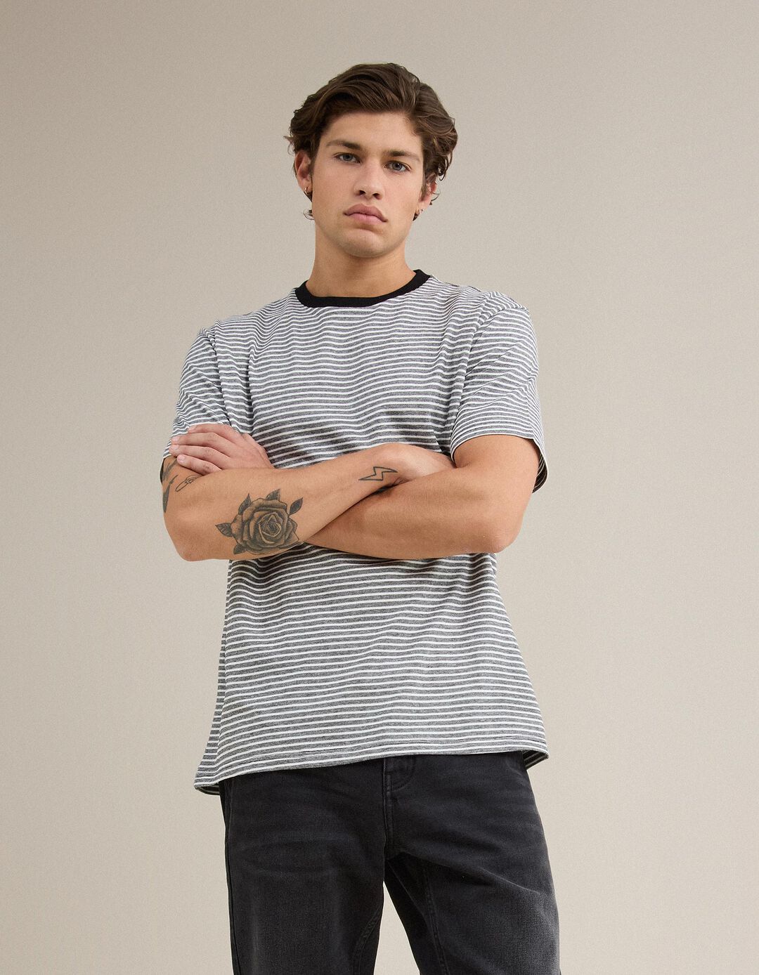 T-shirt Jersey Riscas, Homem, Preto