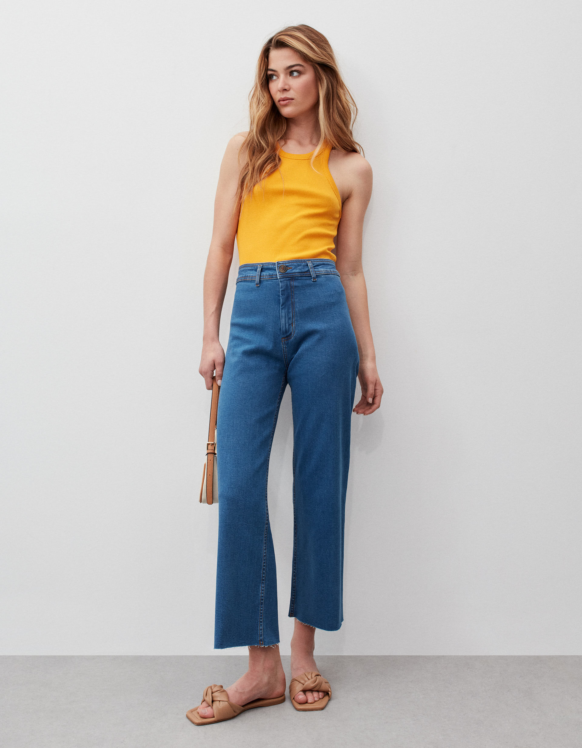 Jeans mo sale