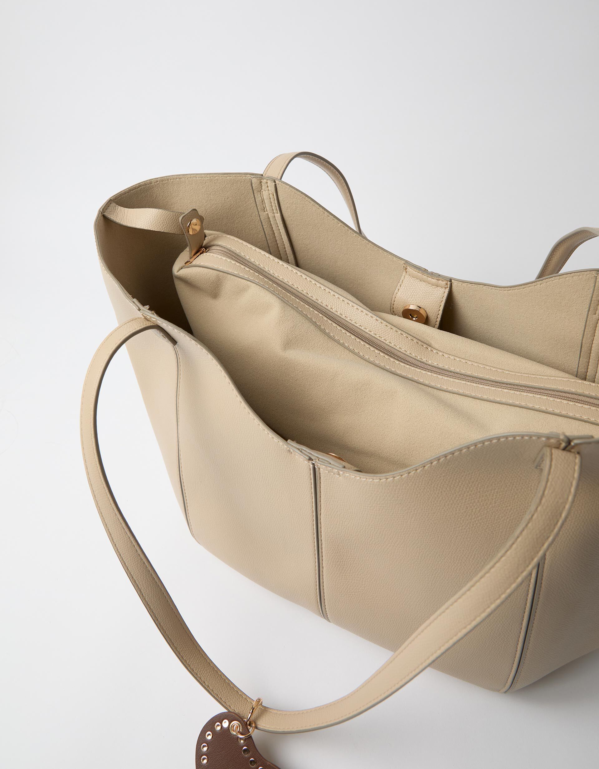 Comprar Online Mala Shopper Com Pendente, Mulher, Bege