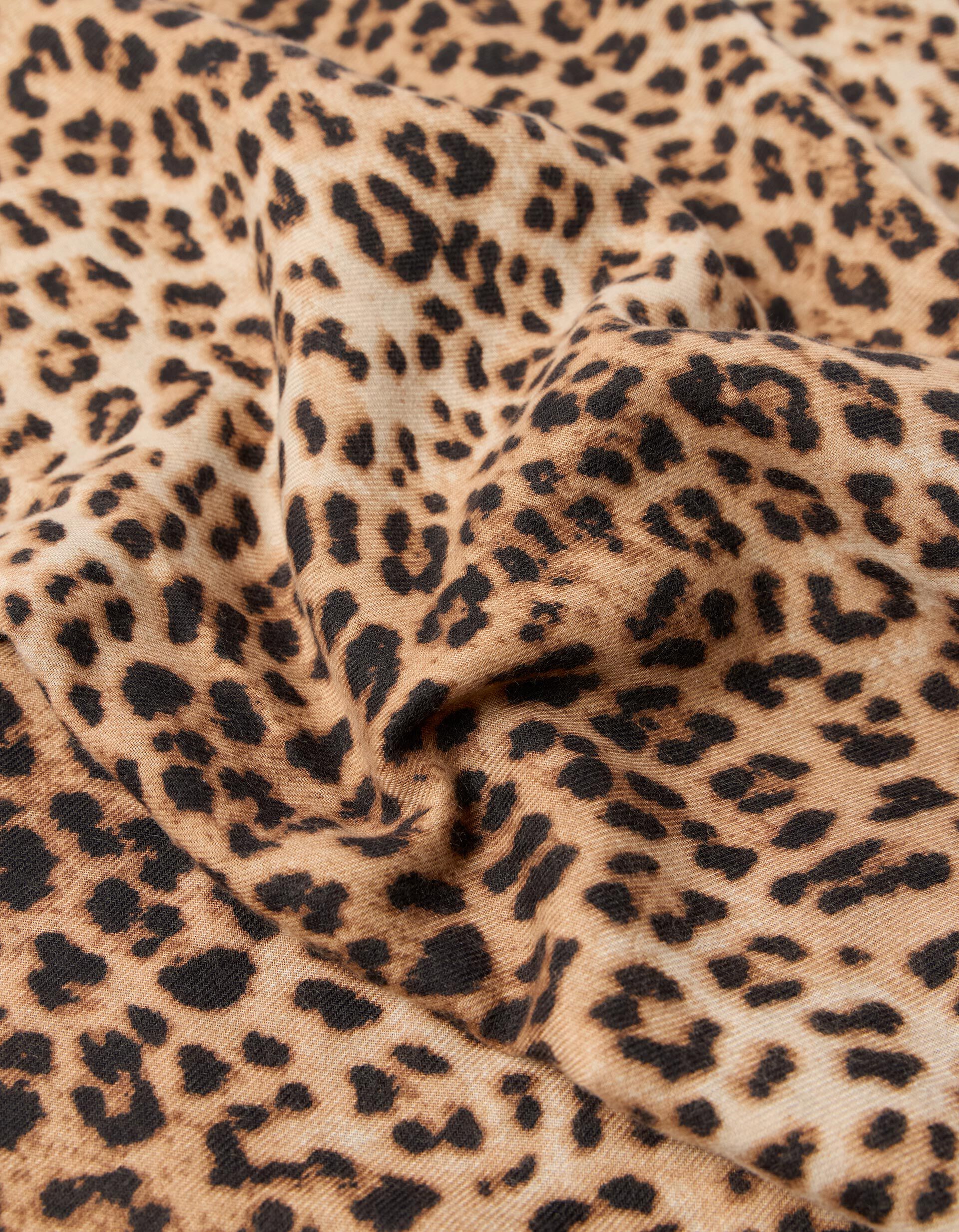 Comprar Online Len&ccedil;o Animal Print, Mulher, Castanho