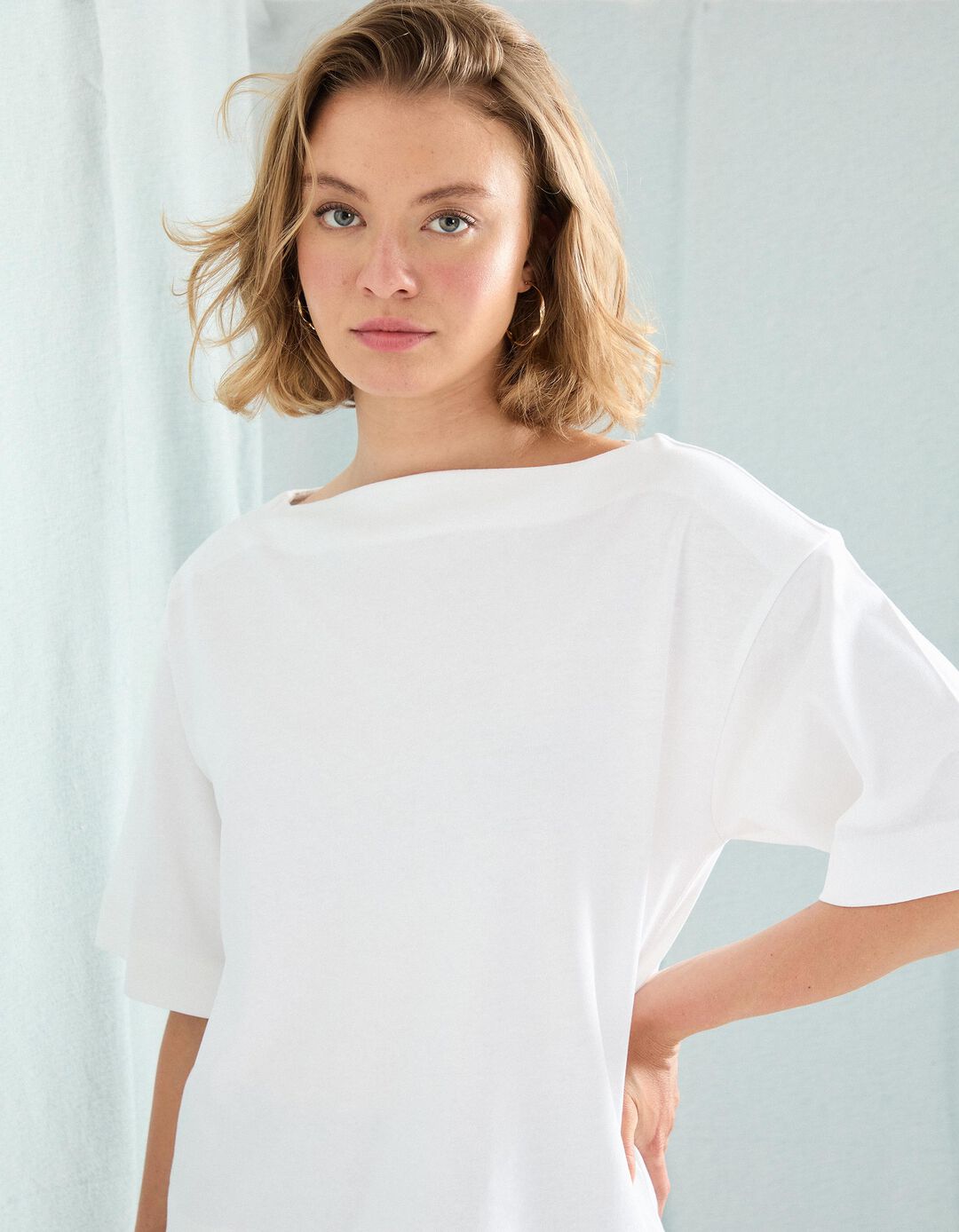 T-shirt com Decote em Barco, Mulher, Branco