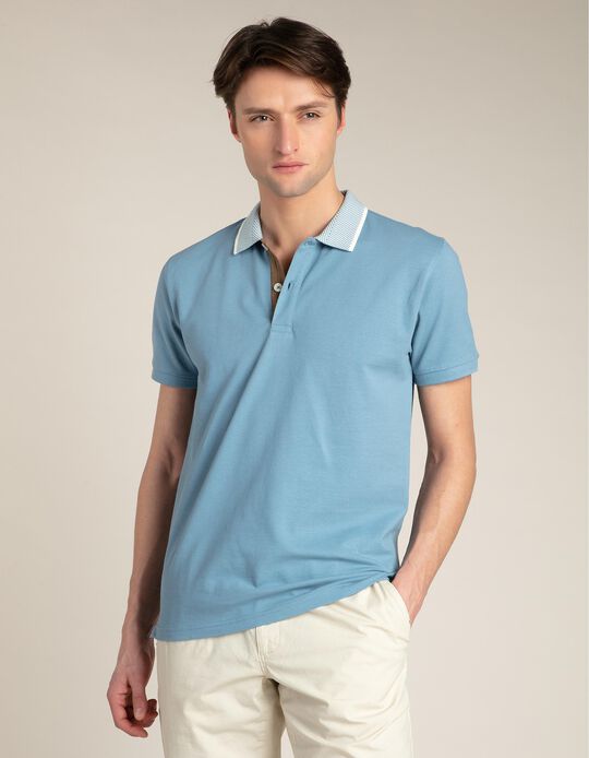 Polo colarinho em contraste