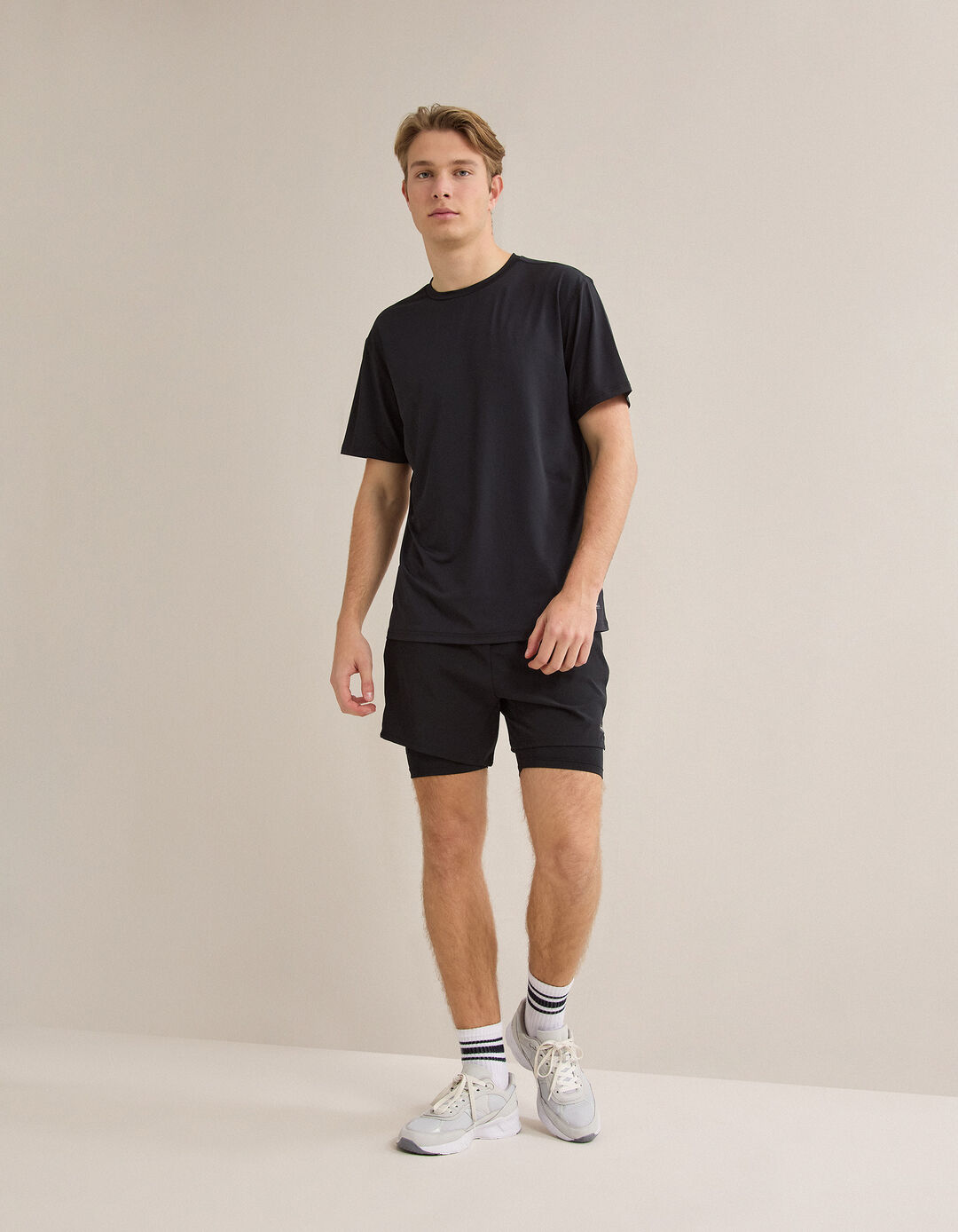 Cal&ccedil;&otilde;es de Desporto, Homem, Preto