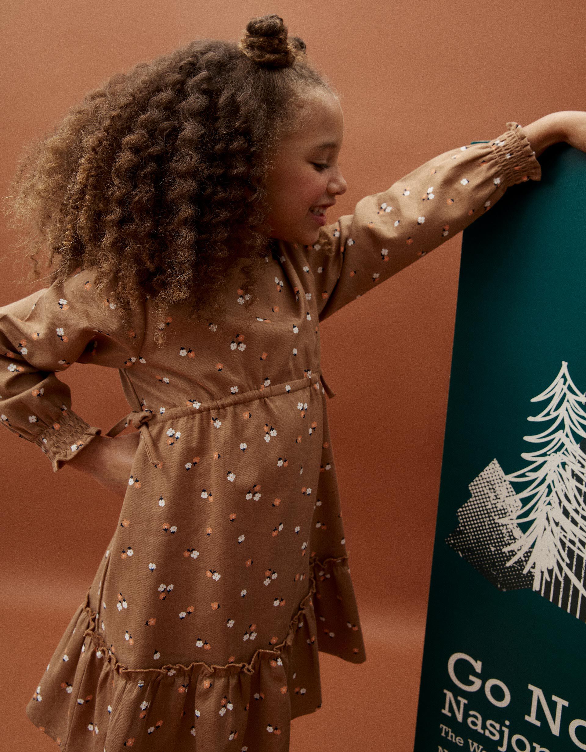 Vestido flor de menina clearance