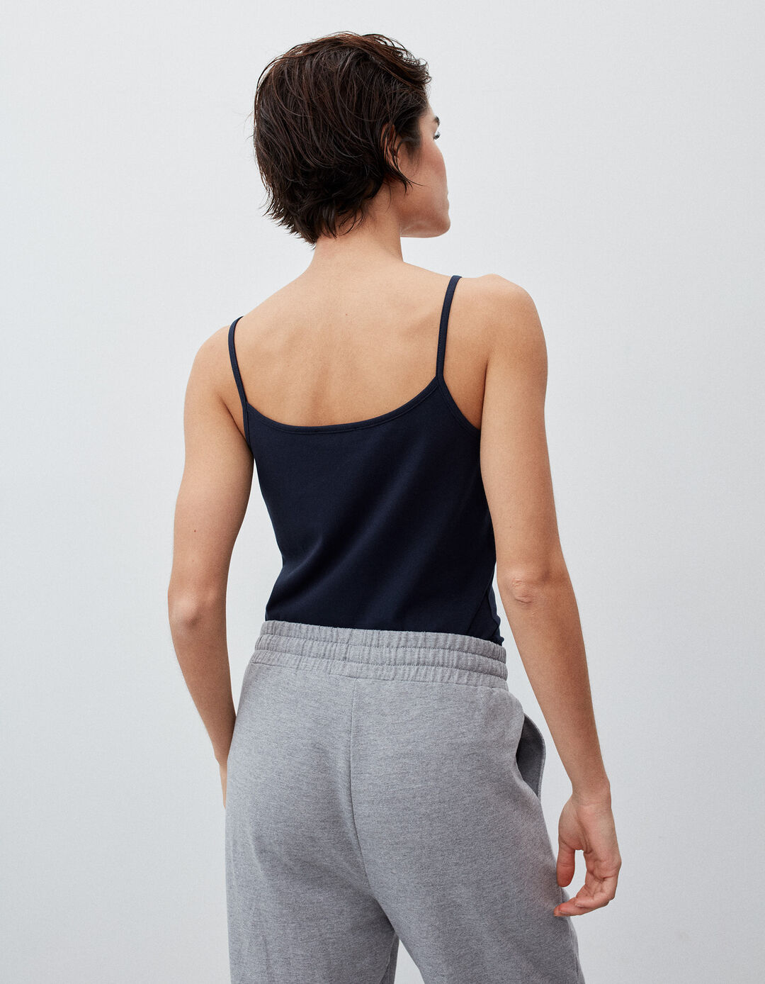 Basic Dark Blue Top, Mo Essentials