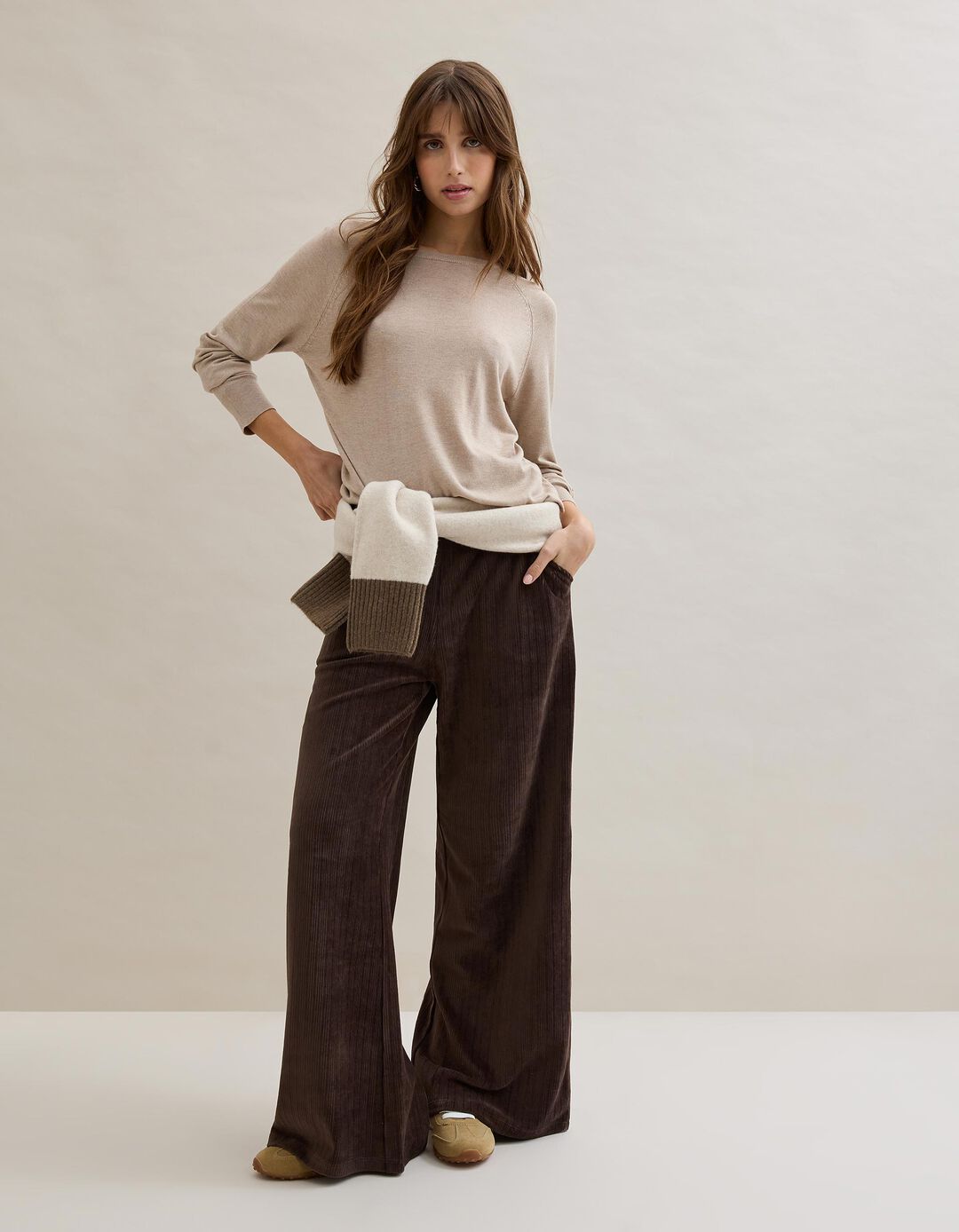 Cal&ccedil;as de Bombazina, Mulher, Castanho Escuro