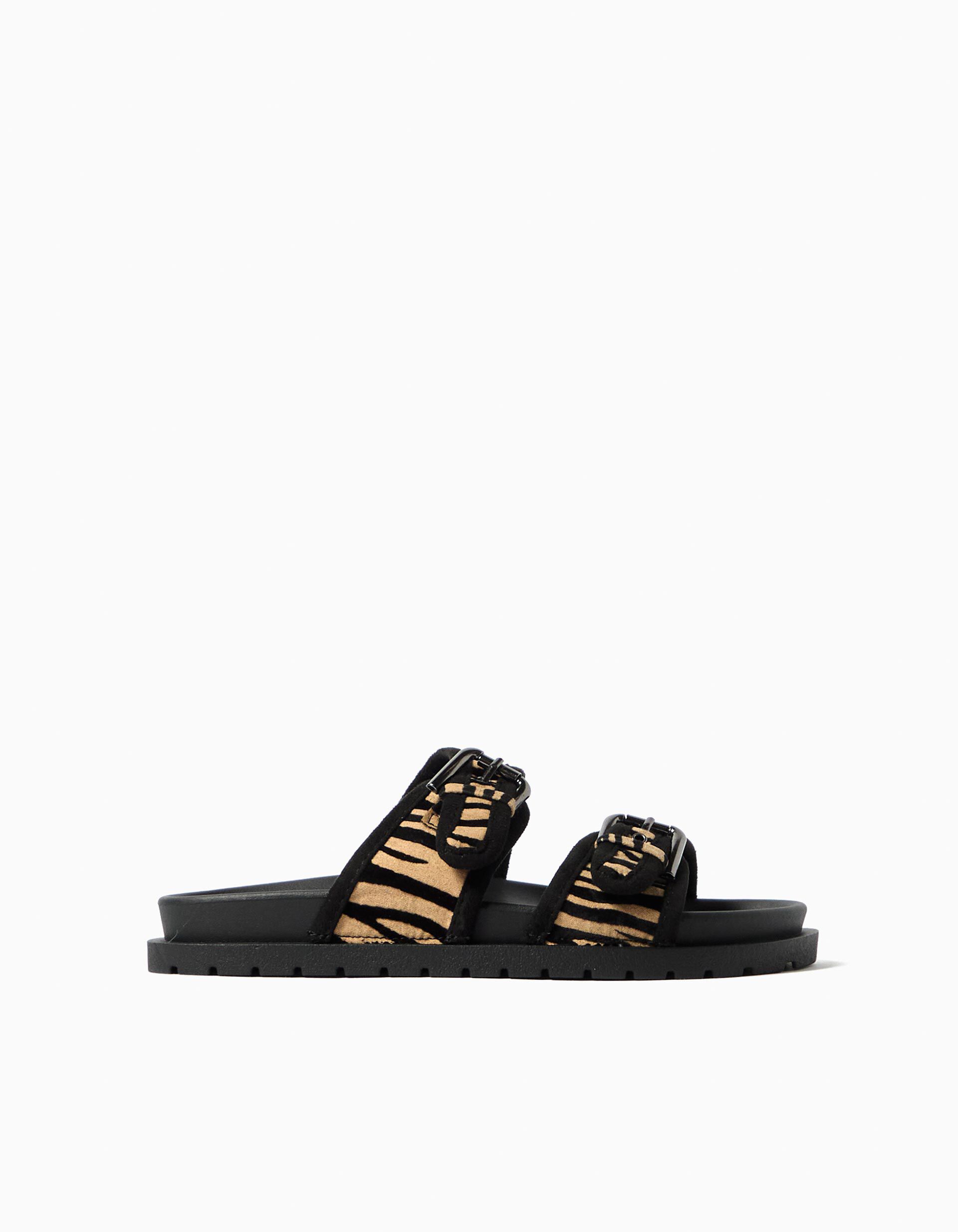 Comprar Online Sand&aacute;lias com Fivela, Menina, Preto