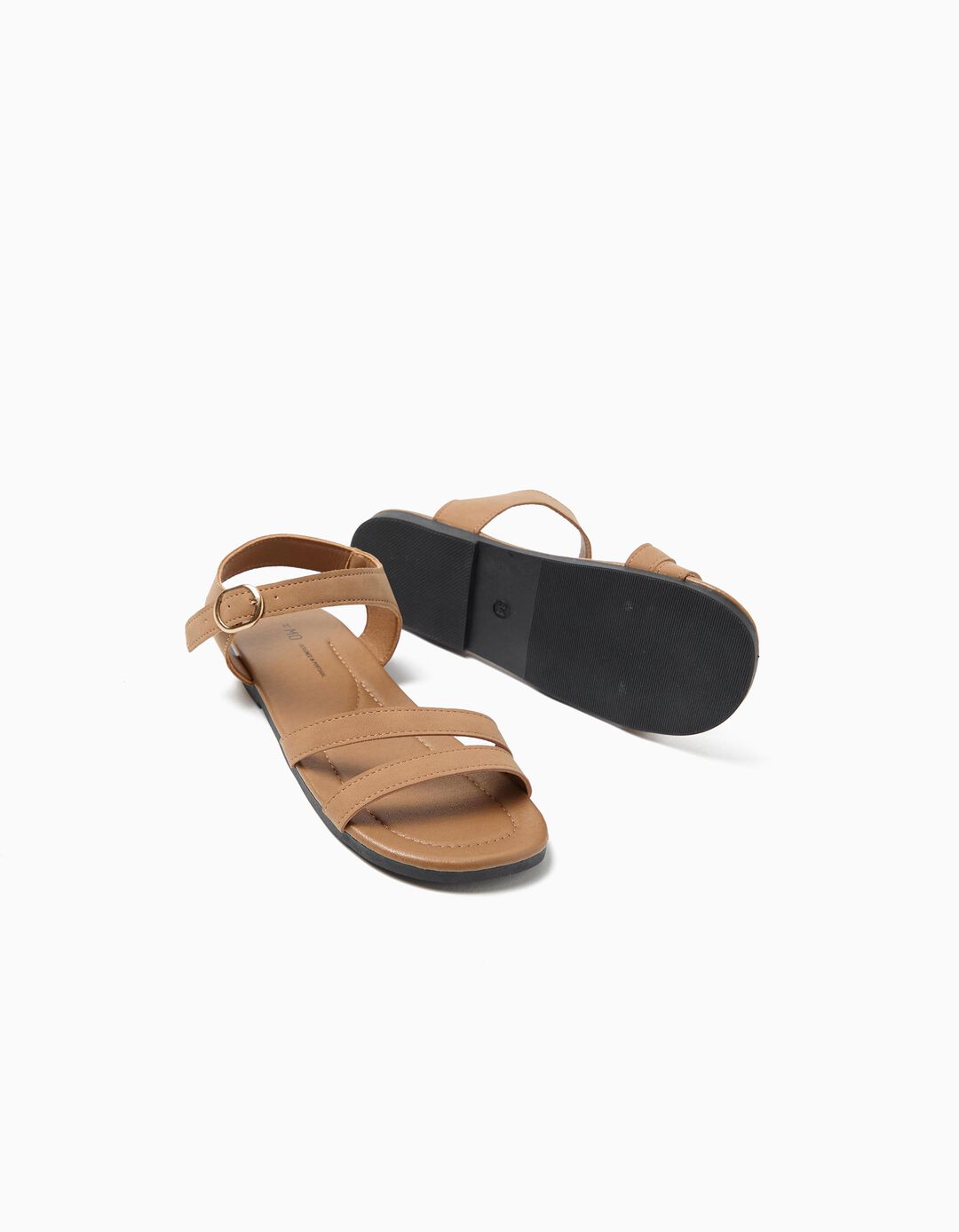 Sand&aacute;lias, Menina, Bege