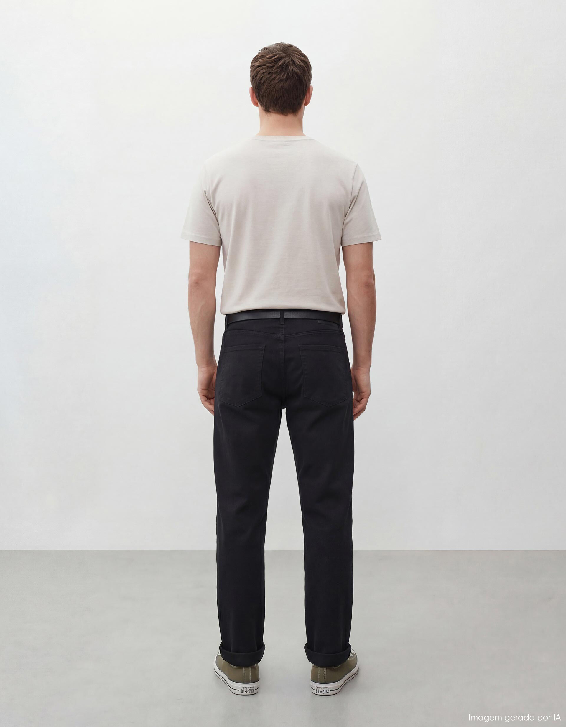 Comprar Online Cal&ccedil;as de Sarja Regular Fit, Homem, Preto