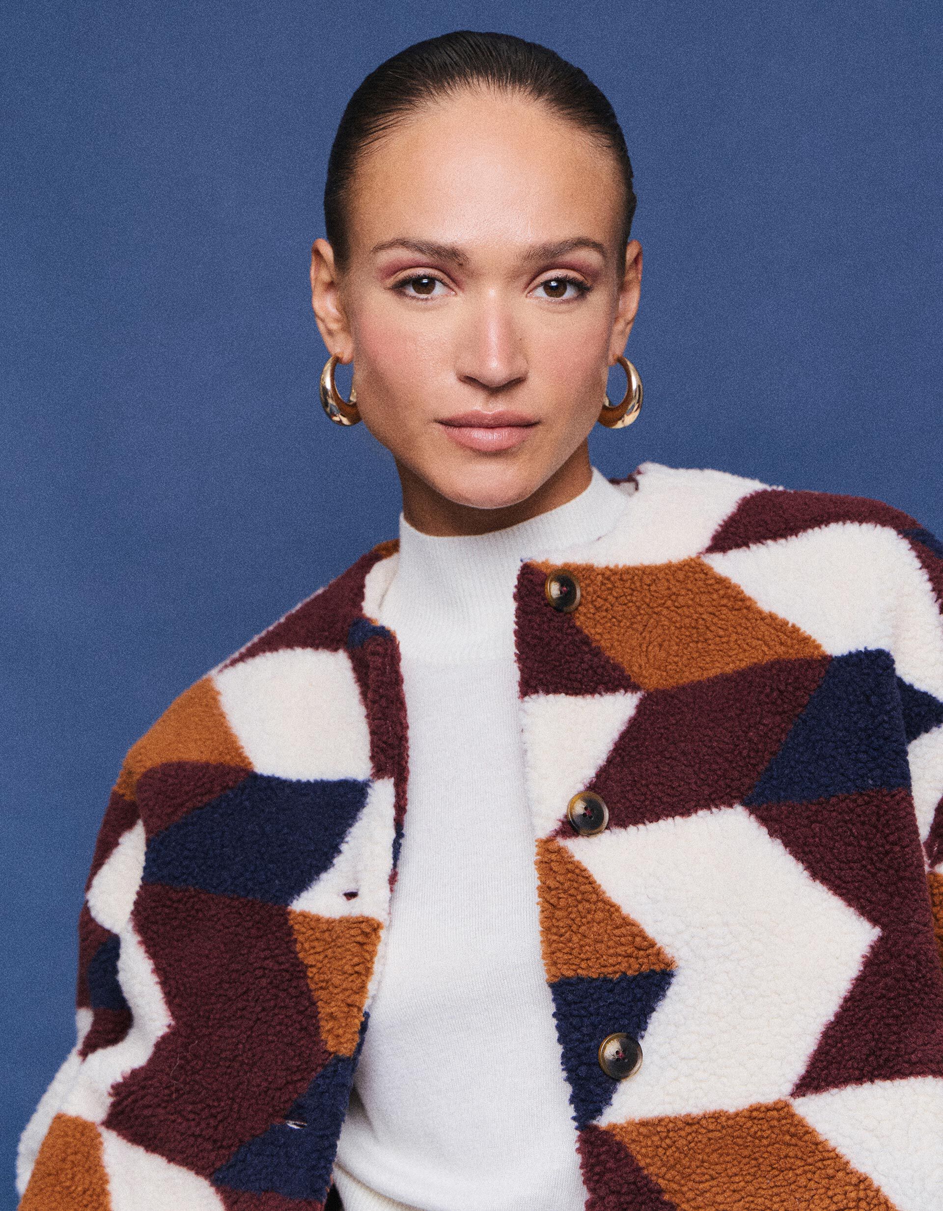 Comprar Online Casaco Curto Em Sherpa, Mulher, Bege